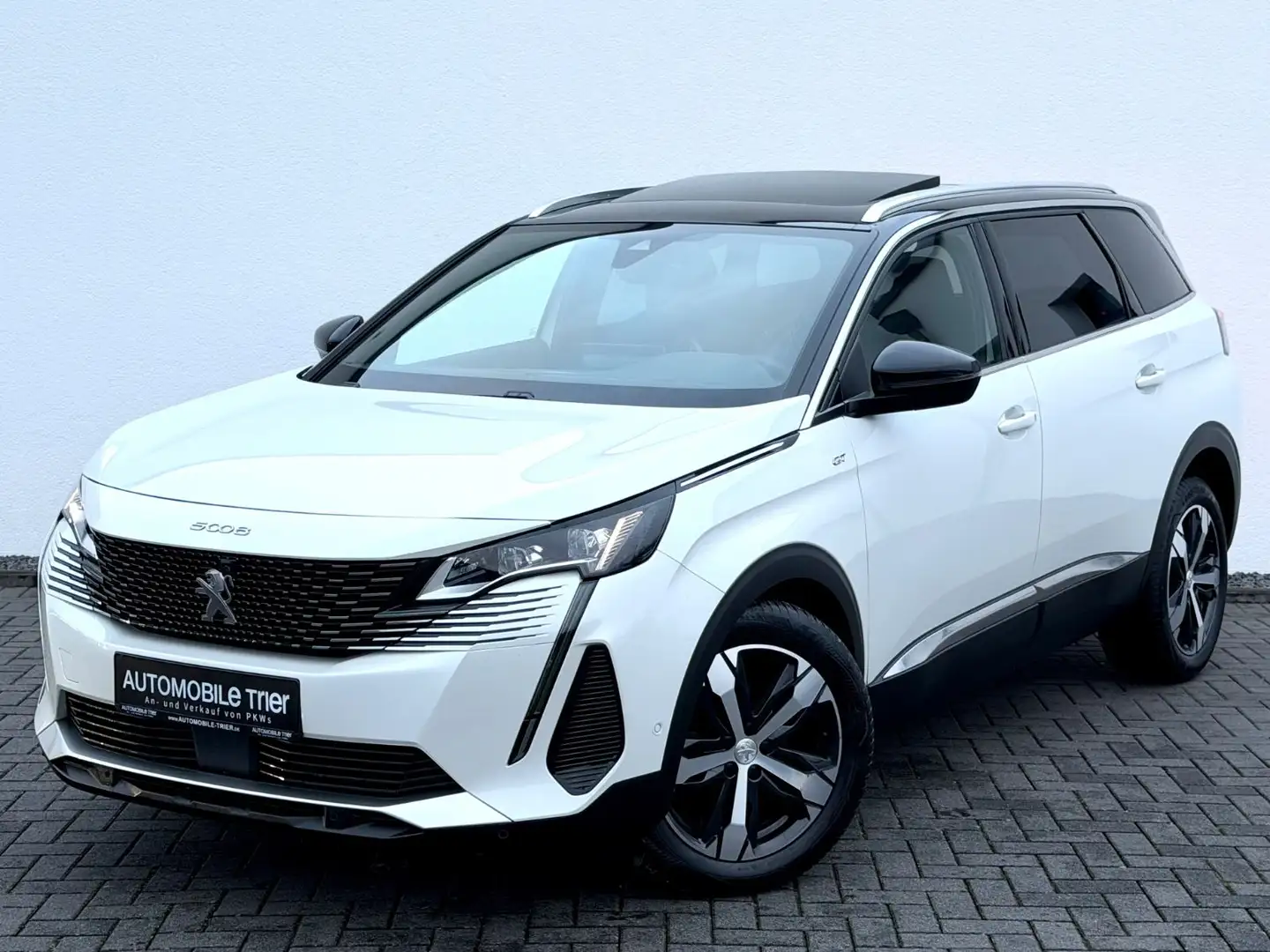 Peugeot 5008 GT /NAVI/LED/PANO/CAM/7.SITZER/1.HAND/ Blanc - 1