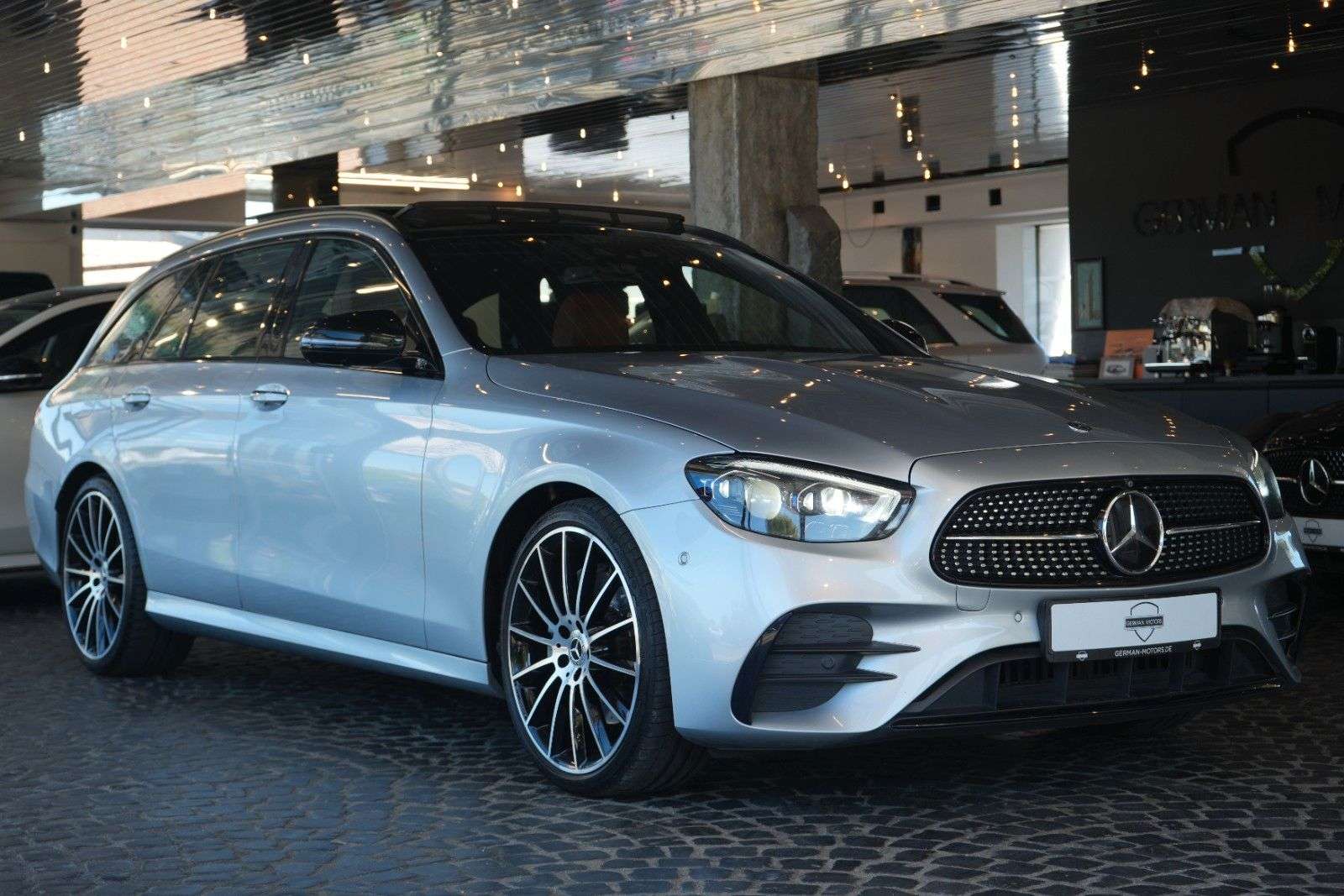 Mercedes-Benz E 300