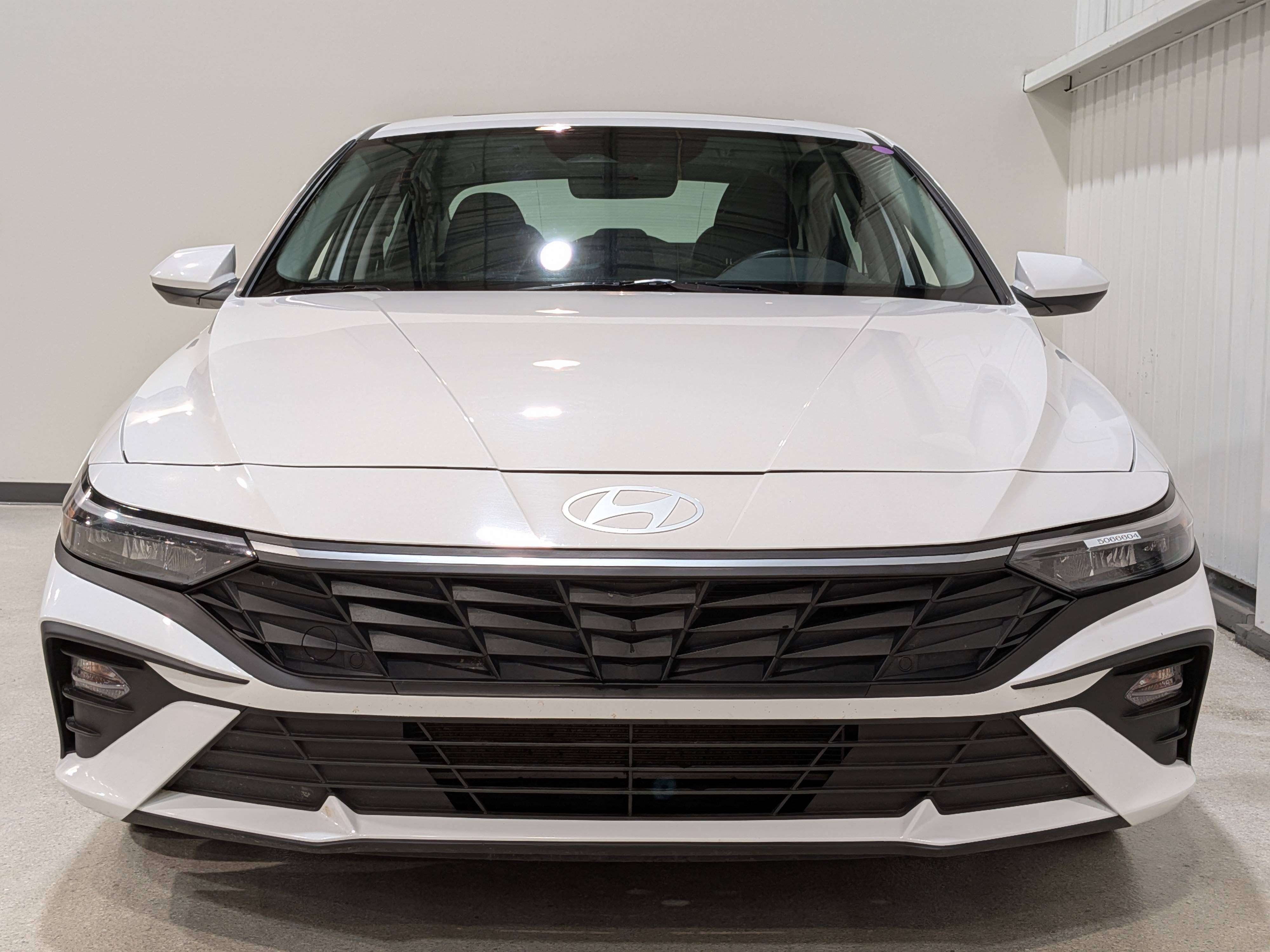Hyundai Elantra 2025