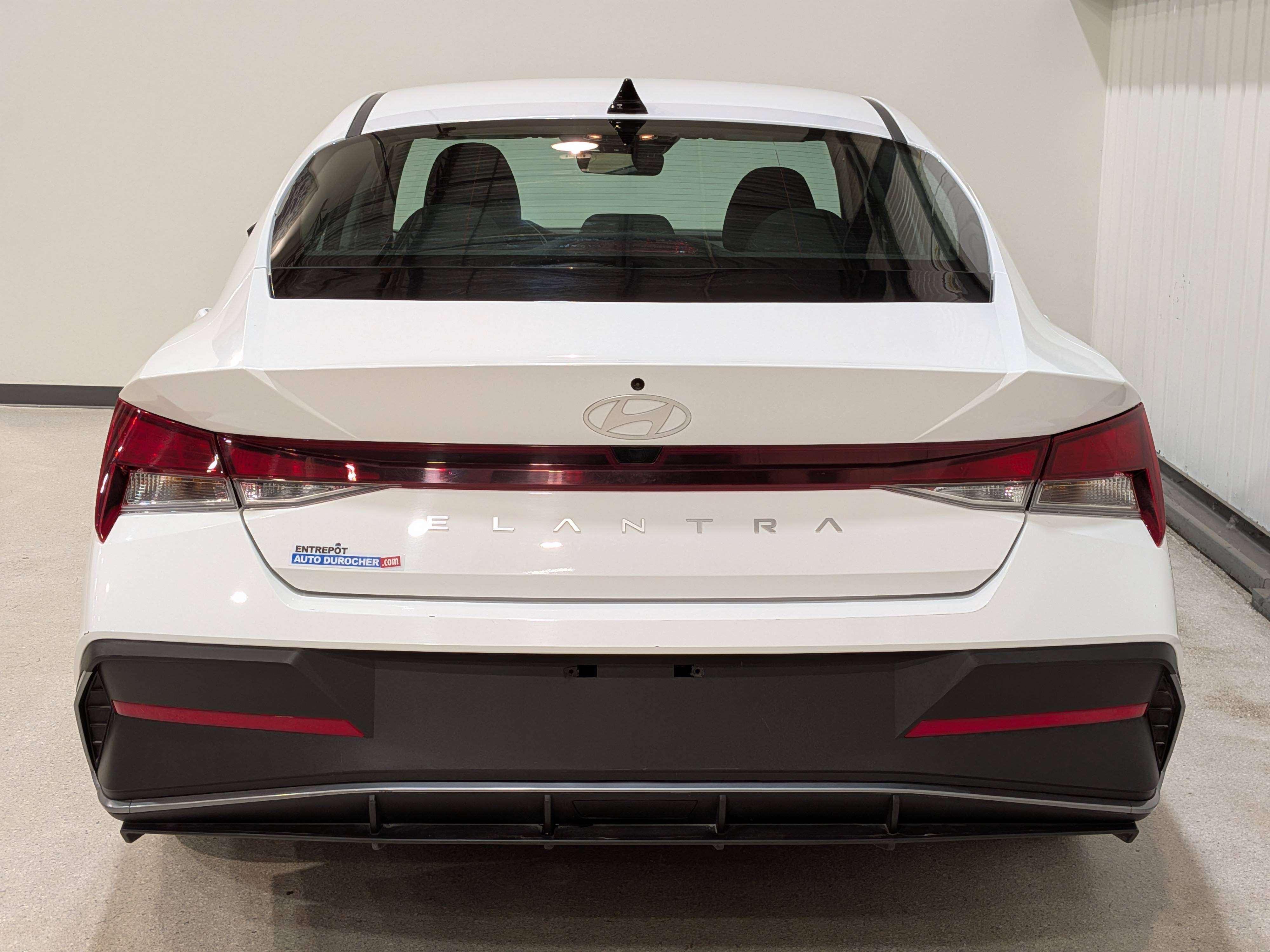 Hyundai Elantra 2025