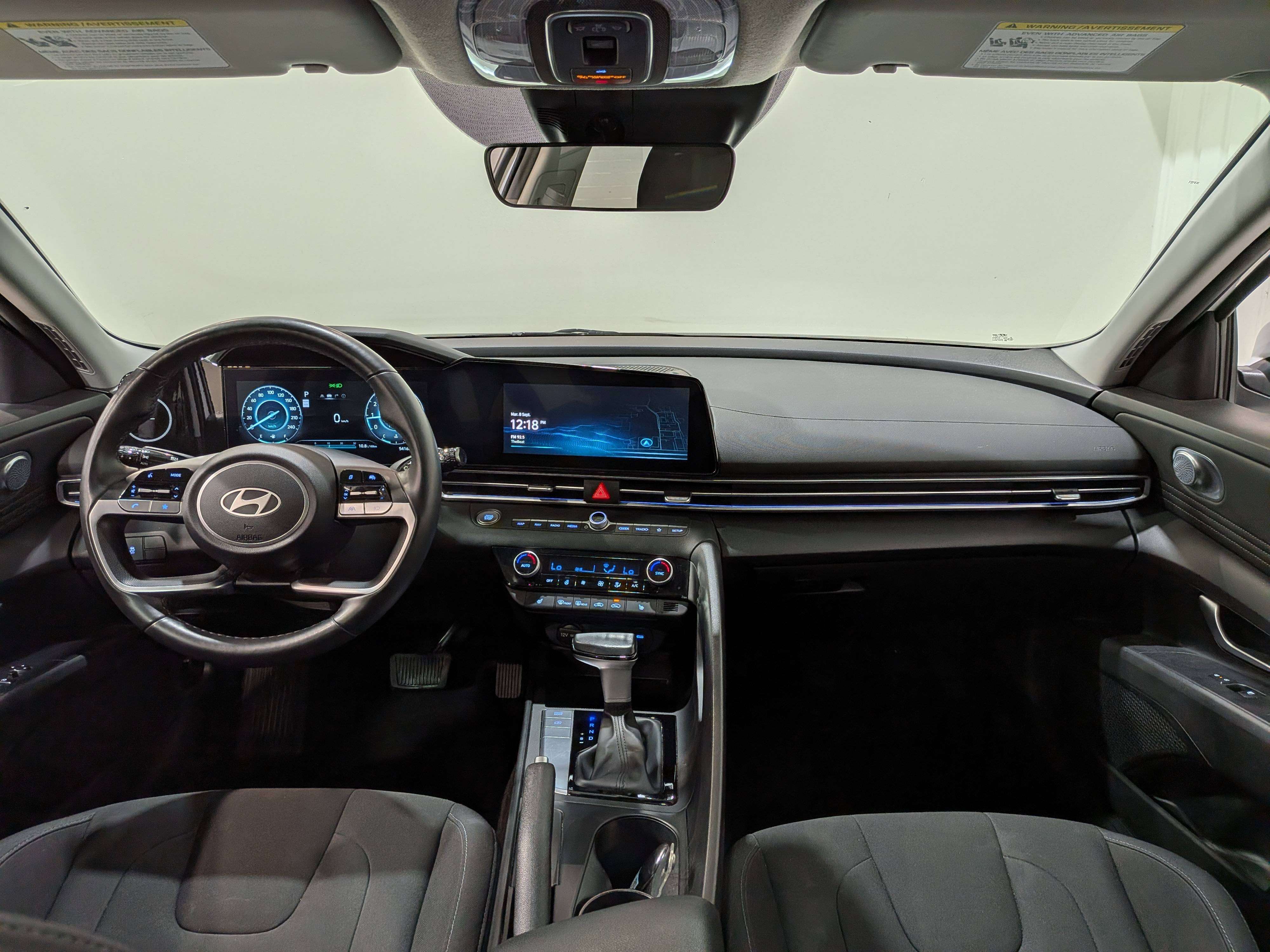 Hyundai Elantra 2025