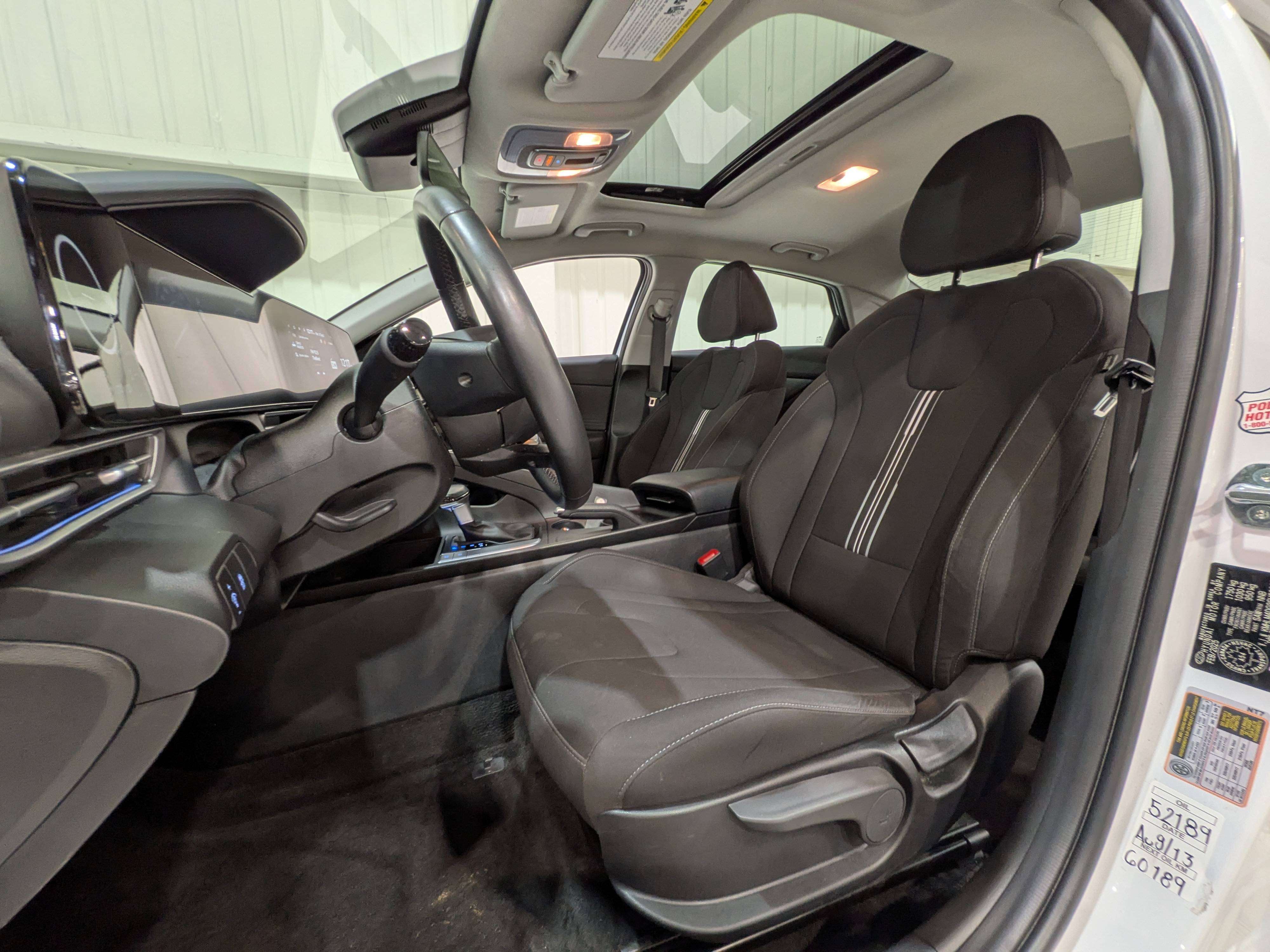 Hyundai Elantra 2025