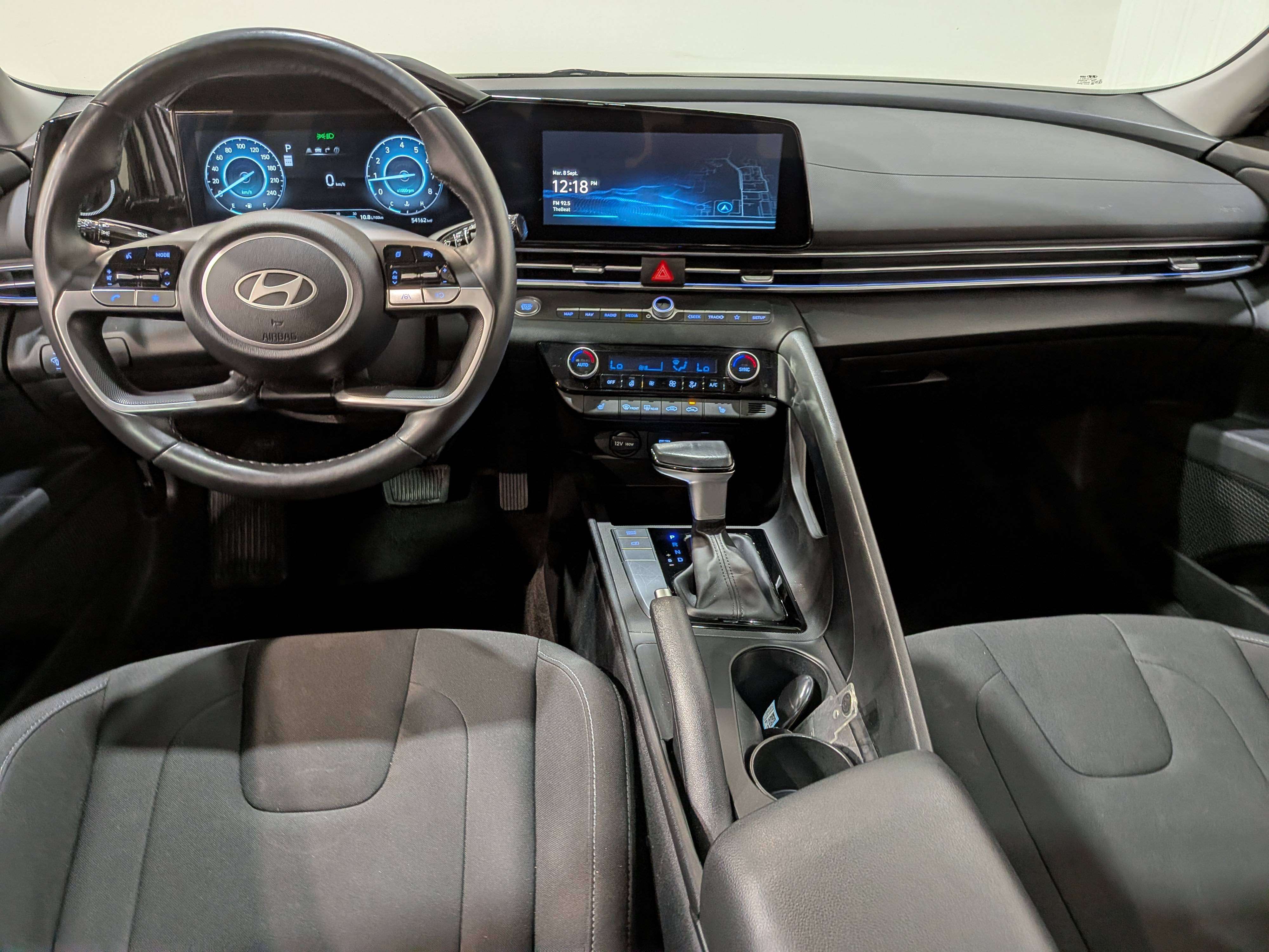 Hyundai Elantra 2025