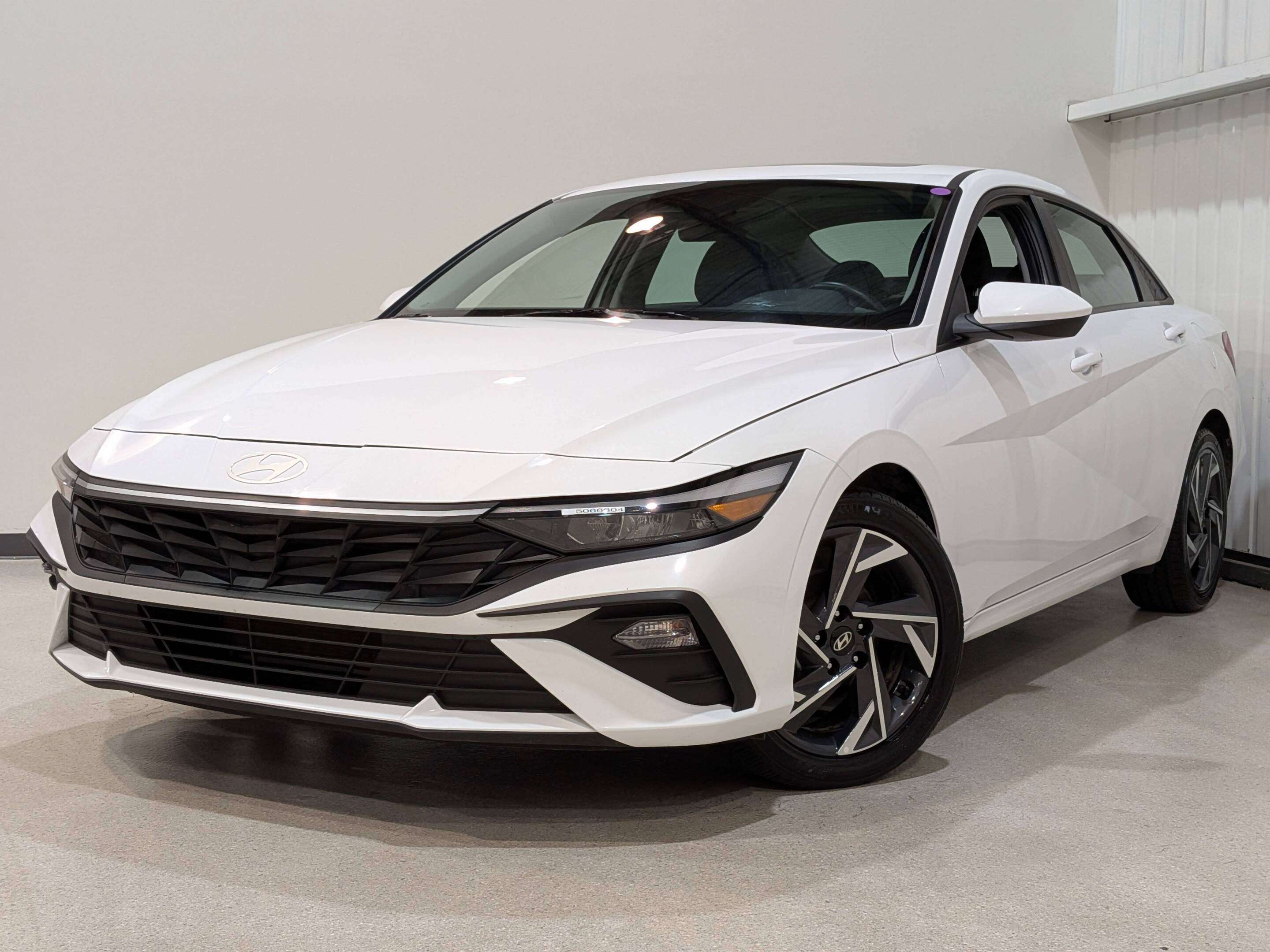 Hyundai Elantra 2025