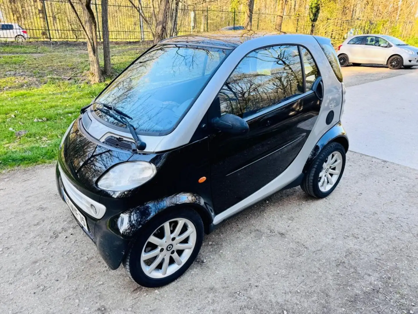 smart forTwo smart 0.6i - 6V TURBO Schwarz - 1