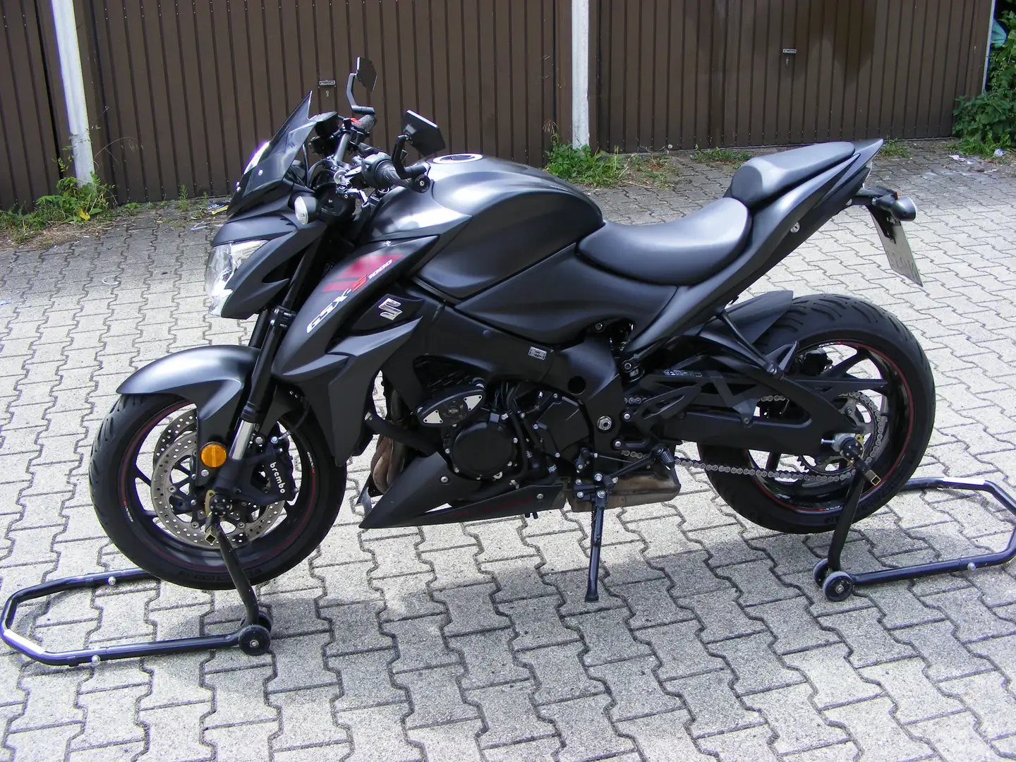 Suzuki GSX-S 1000 WDG0 ( Schwarz Matt ) - 1