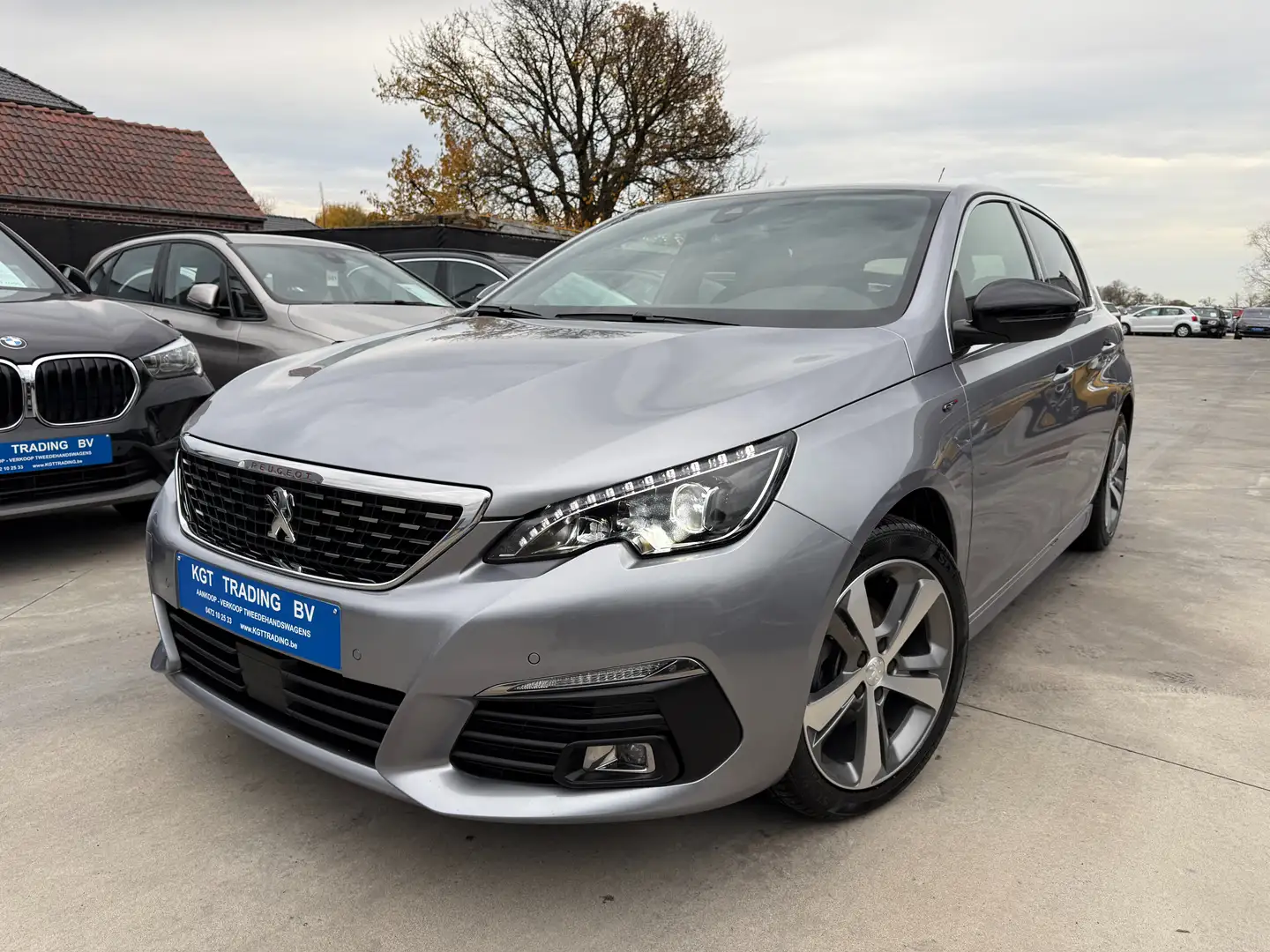 Peugeot 308 1.2i 130PK GT-LINE 5-DEURS NAVI XENON LEDER LED Gris - 1