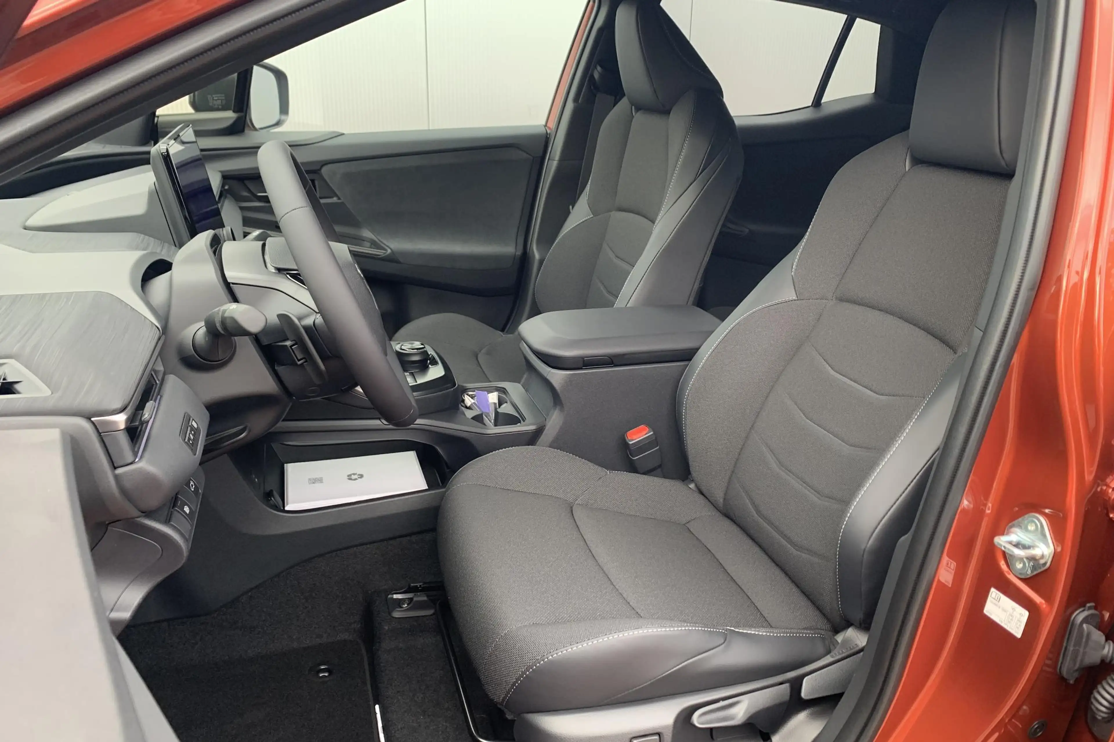 Toyota C-HR+ First Edition 77 kWh / Direct leverbaar! / Nu €3.0 — photo 7