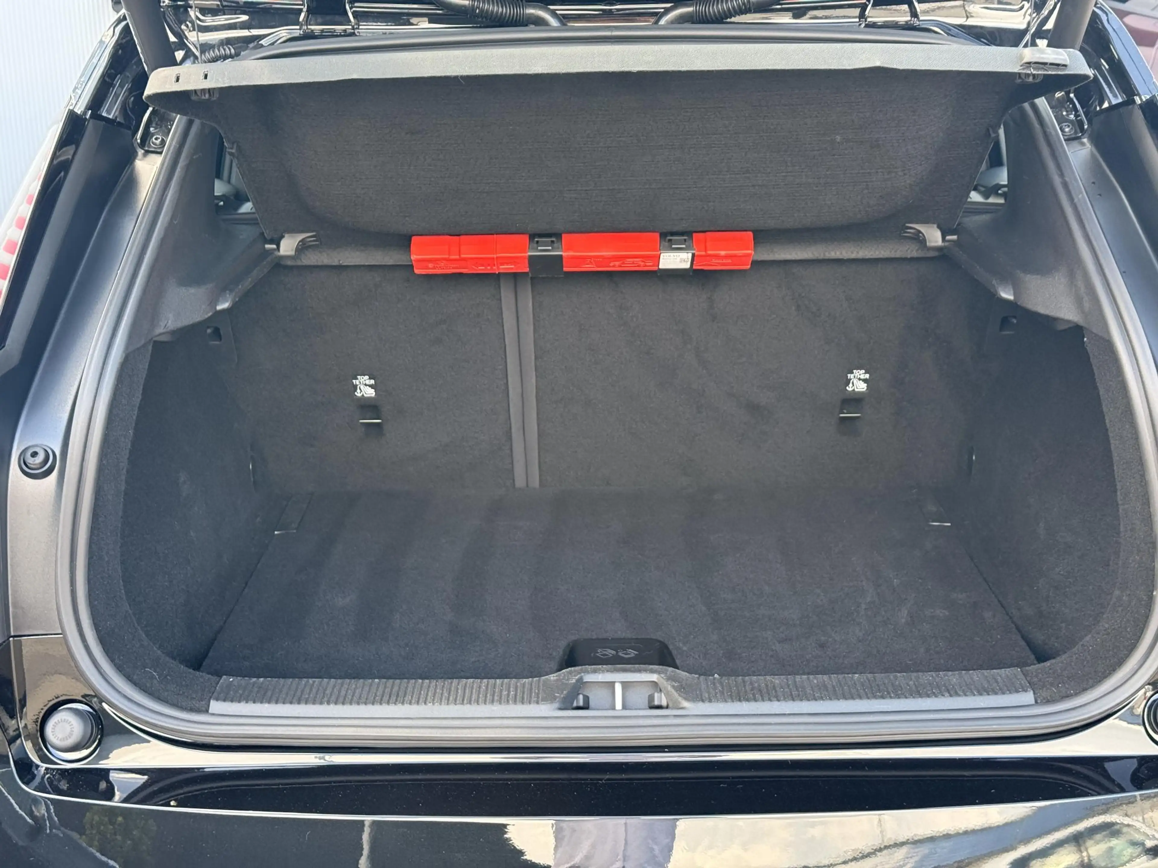 Volvo EX30 Single Motor Extended Range Plus 69 kWh | Verwarmb — photo 12