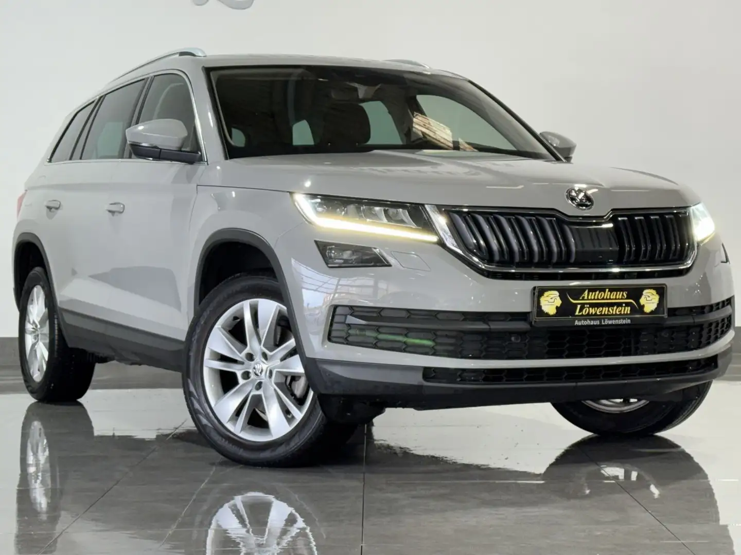 Skoda Kodiaq Style*SHZ V.H*RFK*MEMORY SITZE*CARPLAY* Grau - 2