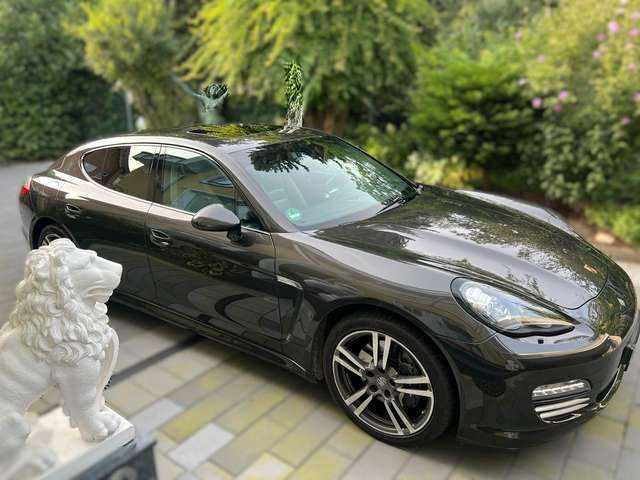 Porsche Panamera 4 BOSE LUFT Schiebedach 20" Approved