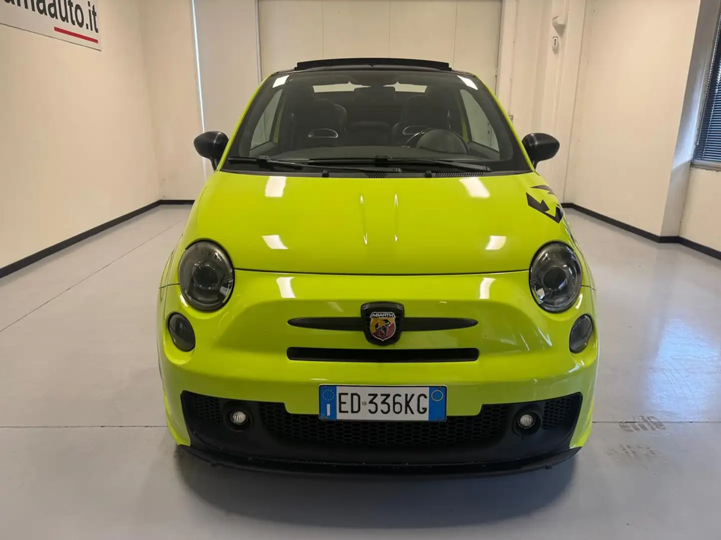 Abarth 500 C 1.4 Turbo T-Jet MTA Verde - 2