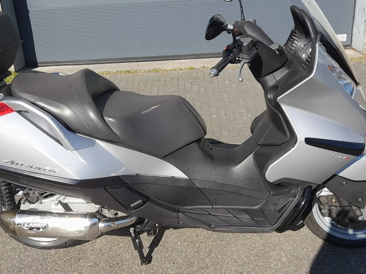 Aprilia Atlantic 500 Grey - 1