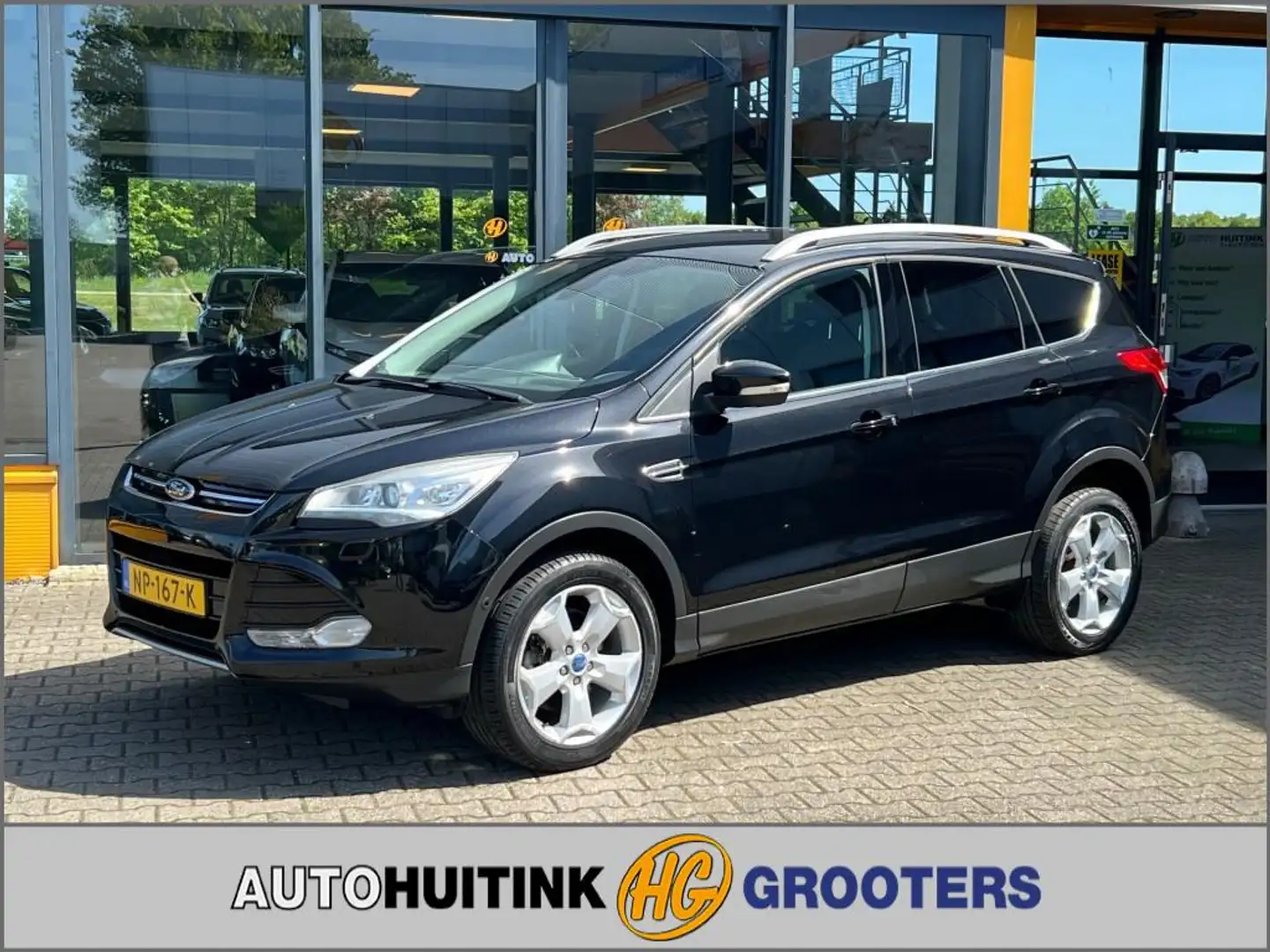 Ford Kuga 1.6 Titanium 4WD - sensoren - trekhaak Zwart - 1