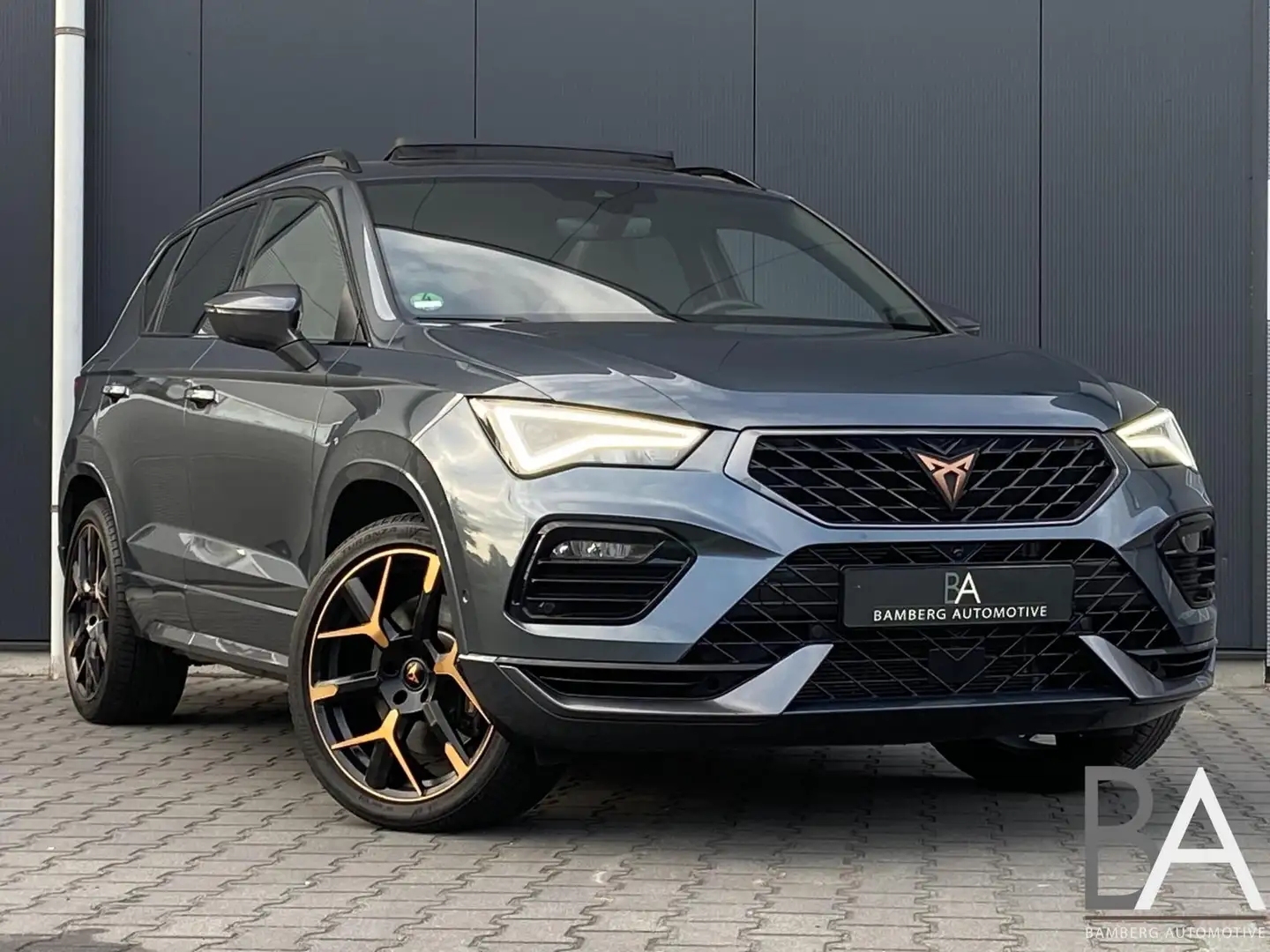 CUPRA Ateca 2.0 TSI 4DRIVE Kuipstoel|Pano|Carplay|Beats Grijs - 1