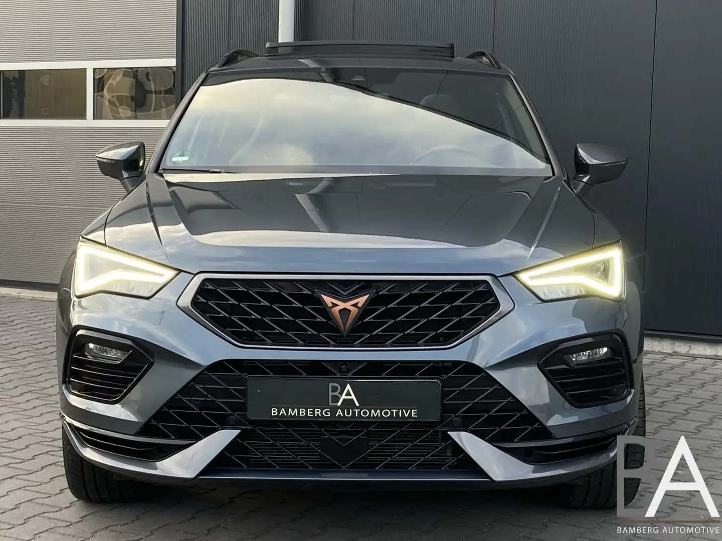 CUPRA Ateca 2.0 TSI 4DRIVE Kuipstoel|Pano|Carplay|Beats Grijs - 2