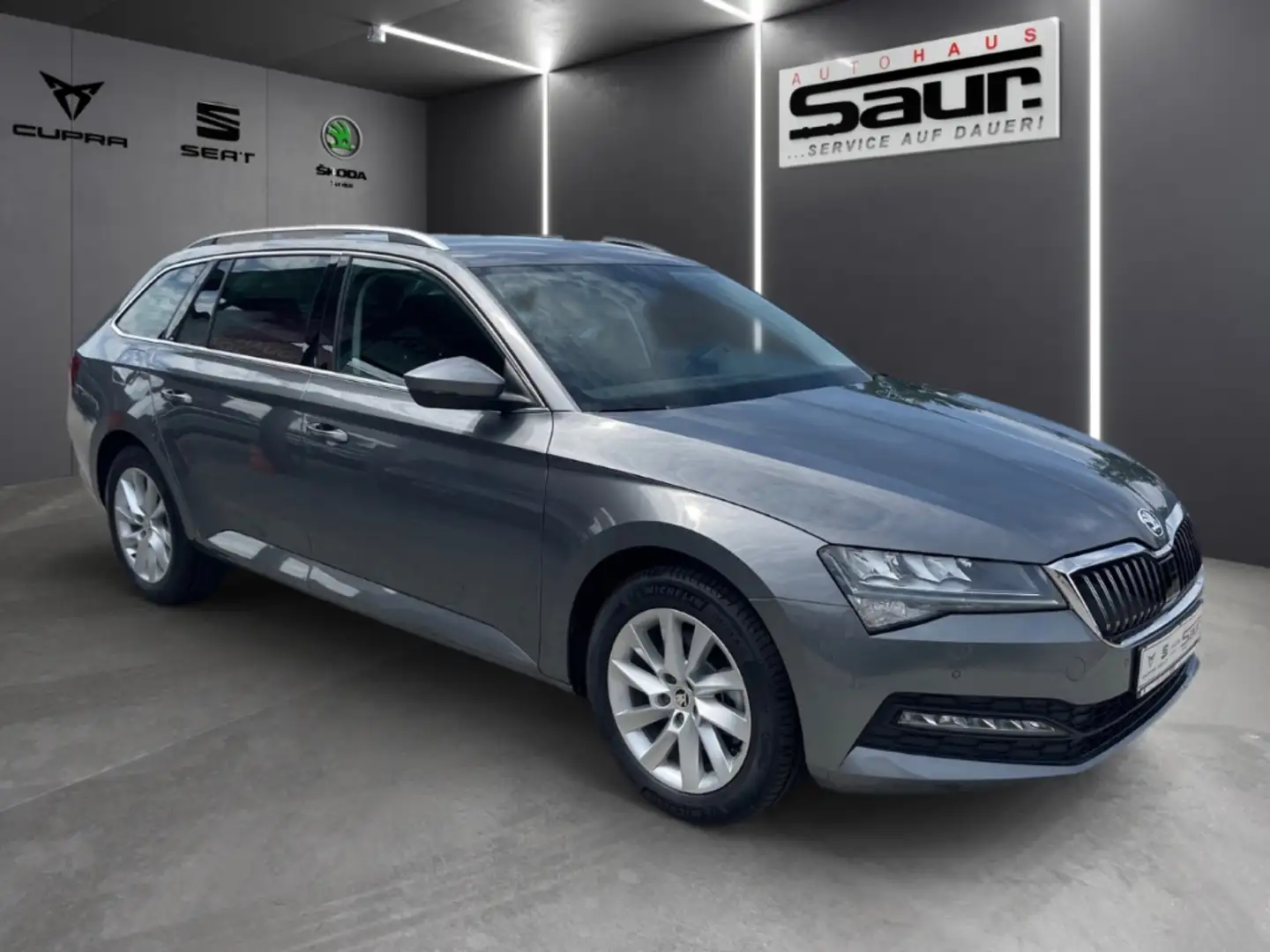 Skoda Superb Combi Ambition 1.5 TSI DSG 'SONDERZINS' NAVI SHZ K Gris - 2