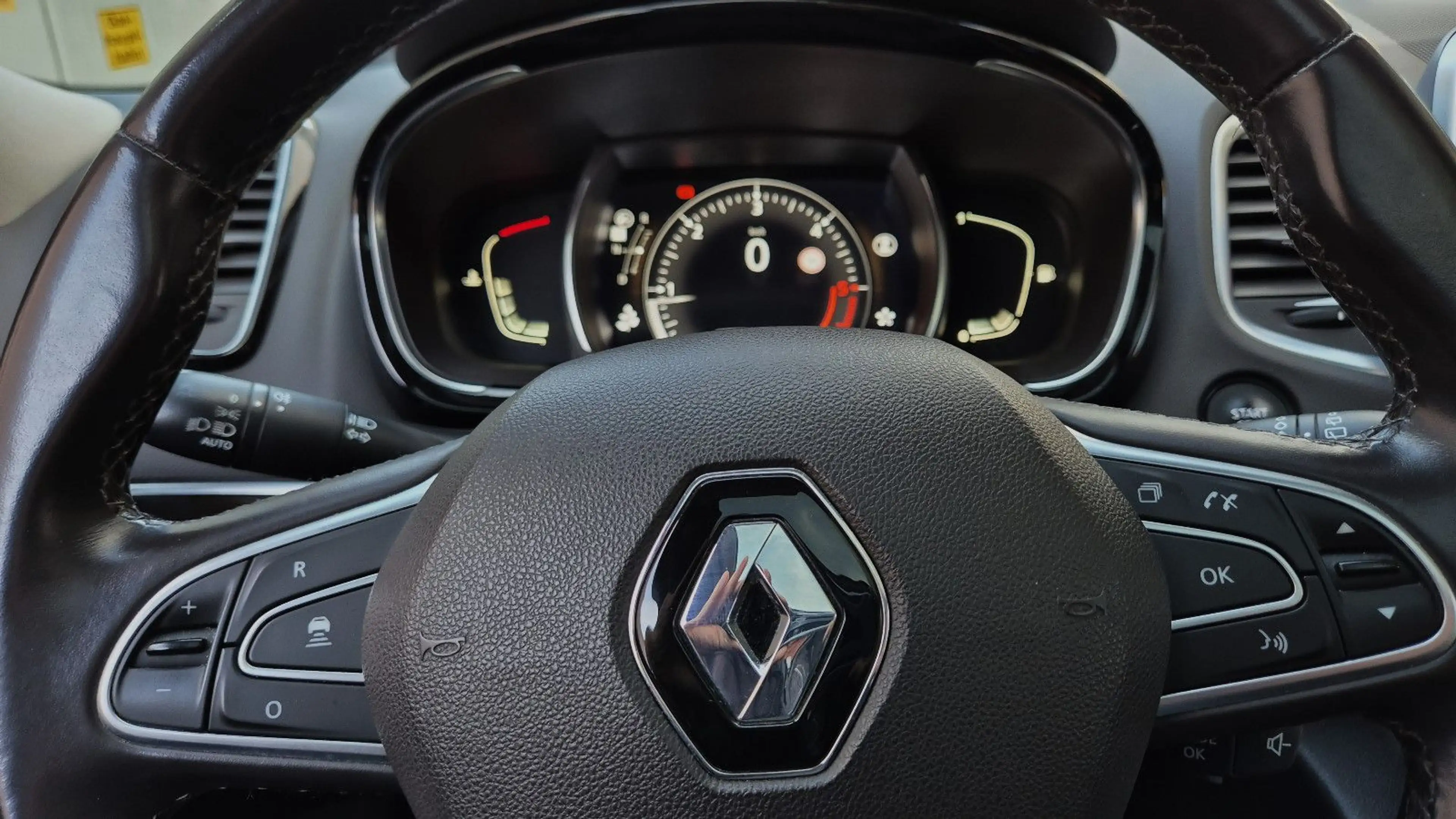 Renault Espace Business Edition/ACC/AHK/HUD/LED/Pano — photo 6