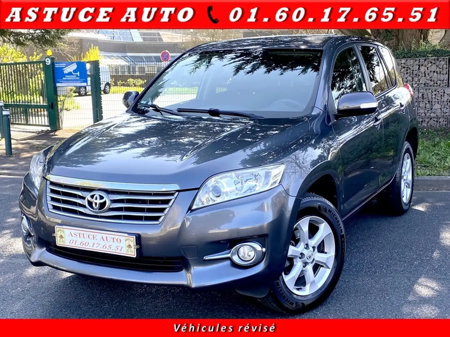 Toyota RAV 4 124 D-4D LOUNGE AWD Gris - 1