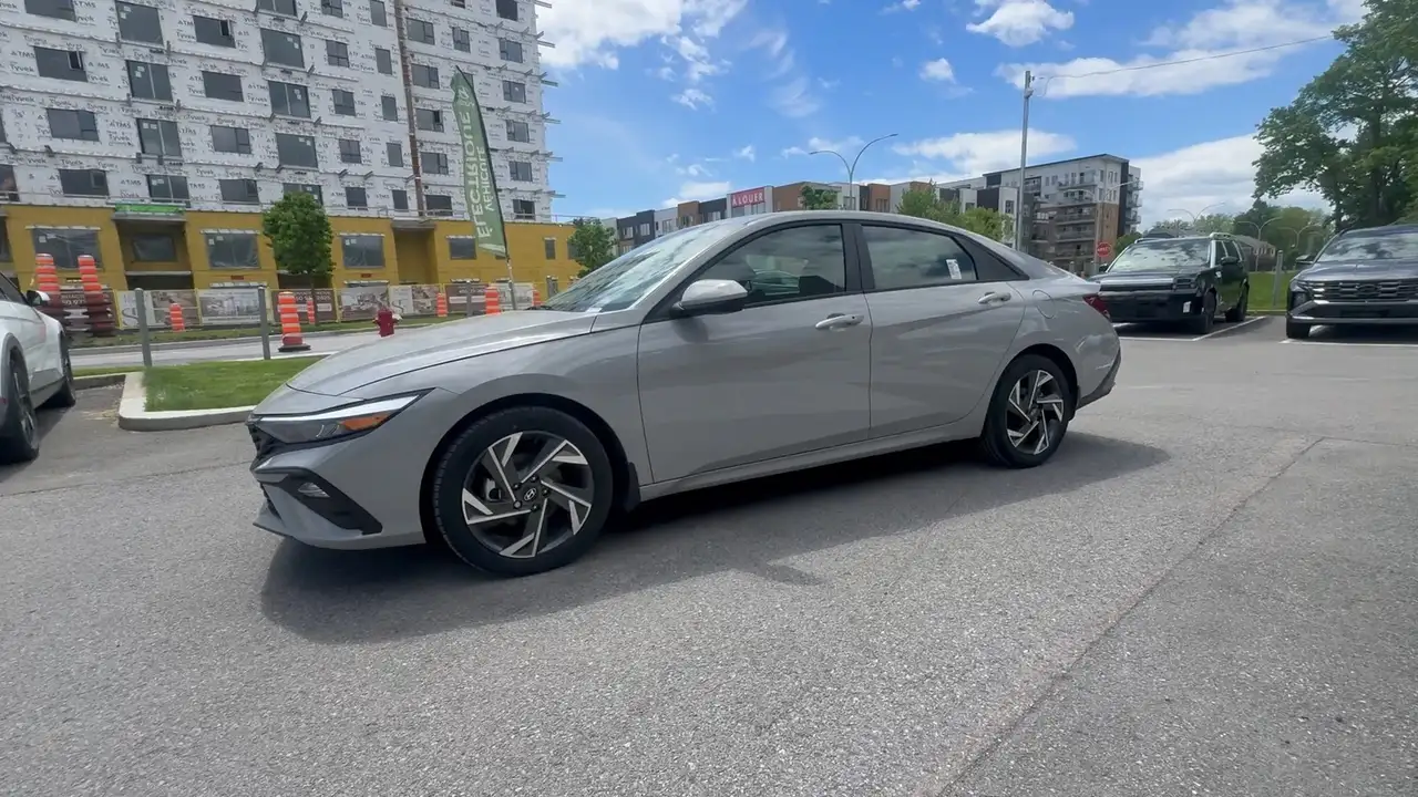 Hyundai ELANTRA снимка Hyundai ELANTRA