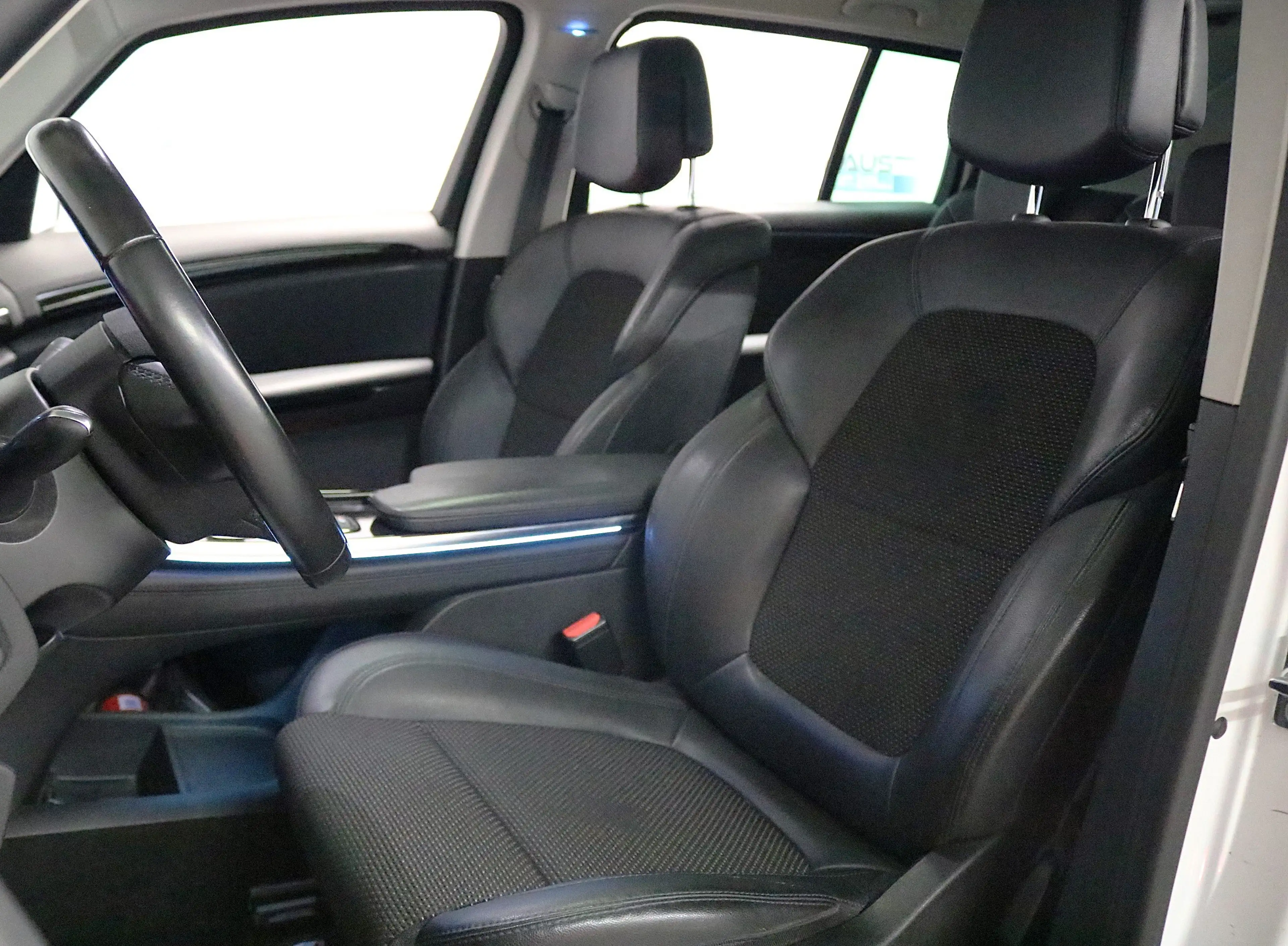 Renault Espace Business Edition*1HAND*NAVI*PANO*AHK*KAMERA*PDC*uv — photo 11