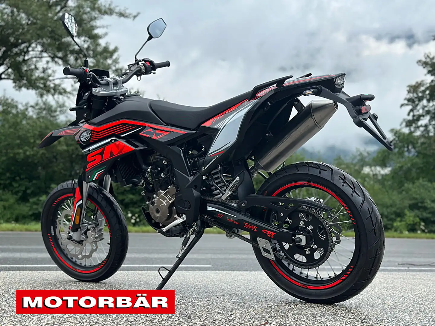 Mondial SMX 125i Supermoto - 2