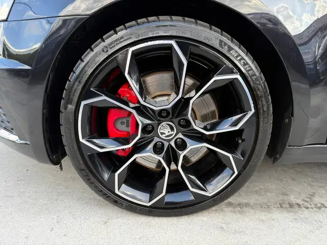 Skoda Octavia view 11