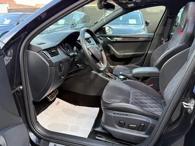Skoda Octavia view 12