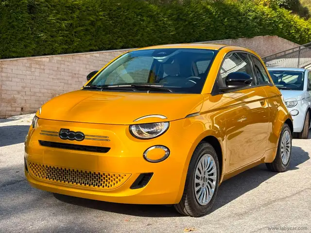 Fiat 500C Berlina Hybrid Pop