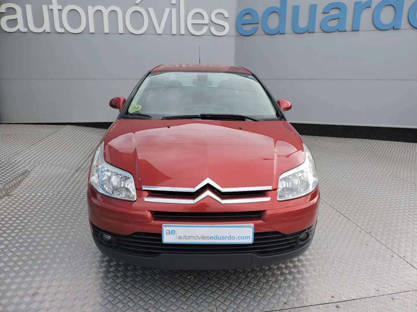 Citroen C4 Sedán 1.6HDI Collection Rot - 2