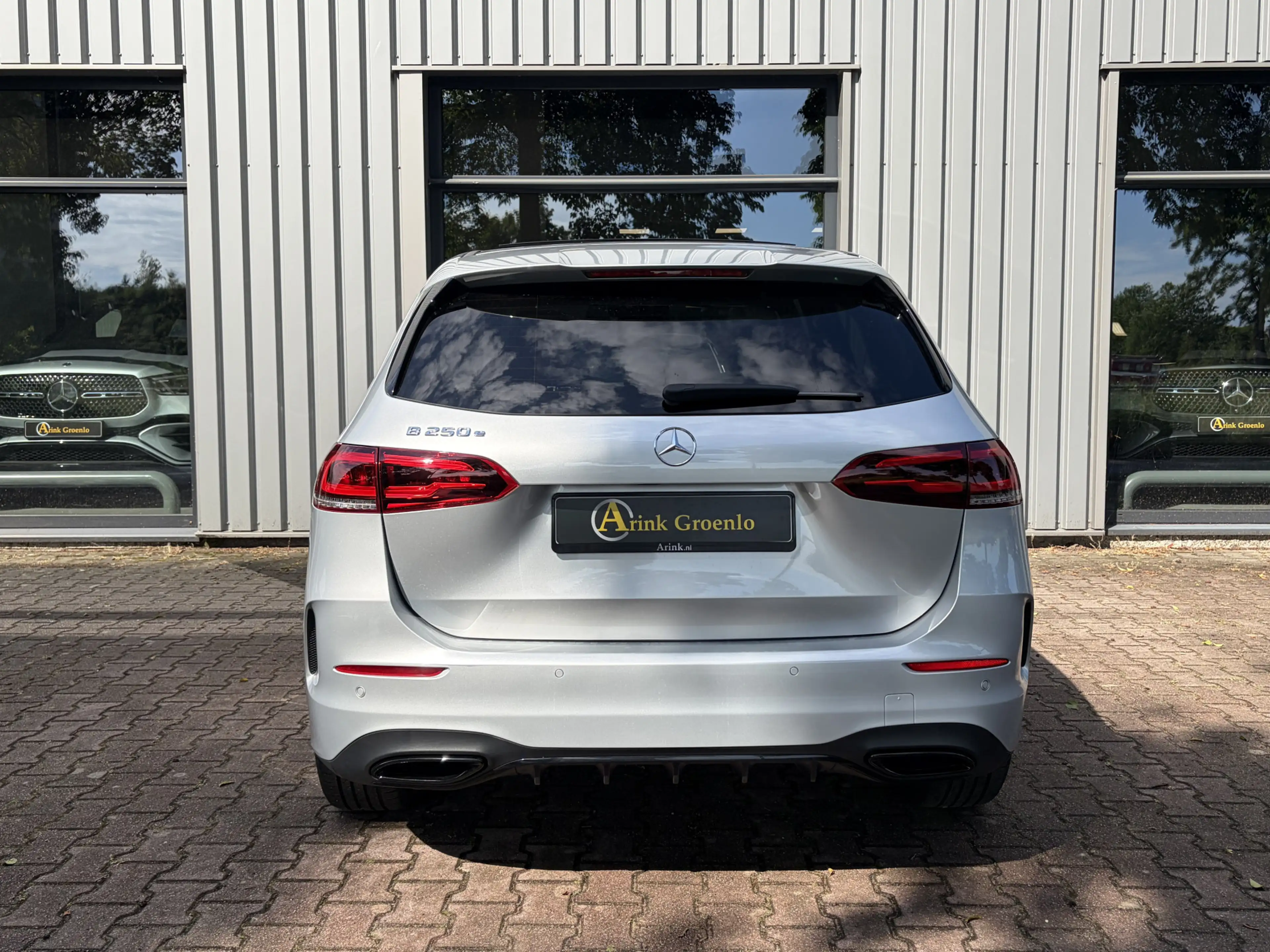 Mercedes-Benz B 250 e Premium AMG Line, Panoramadak, Augmented Reality — photo 5