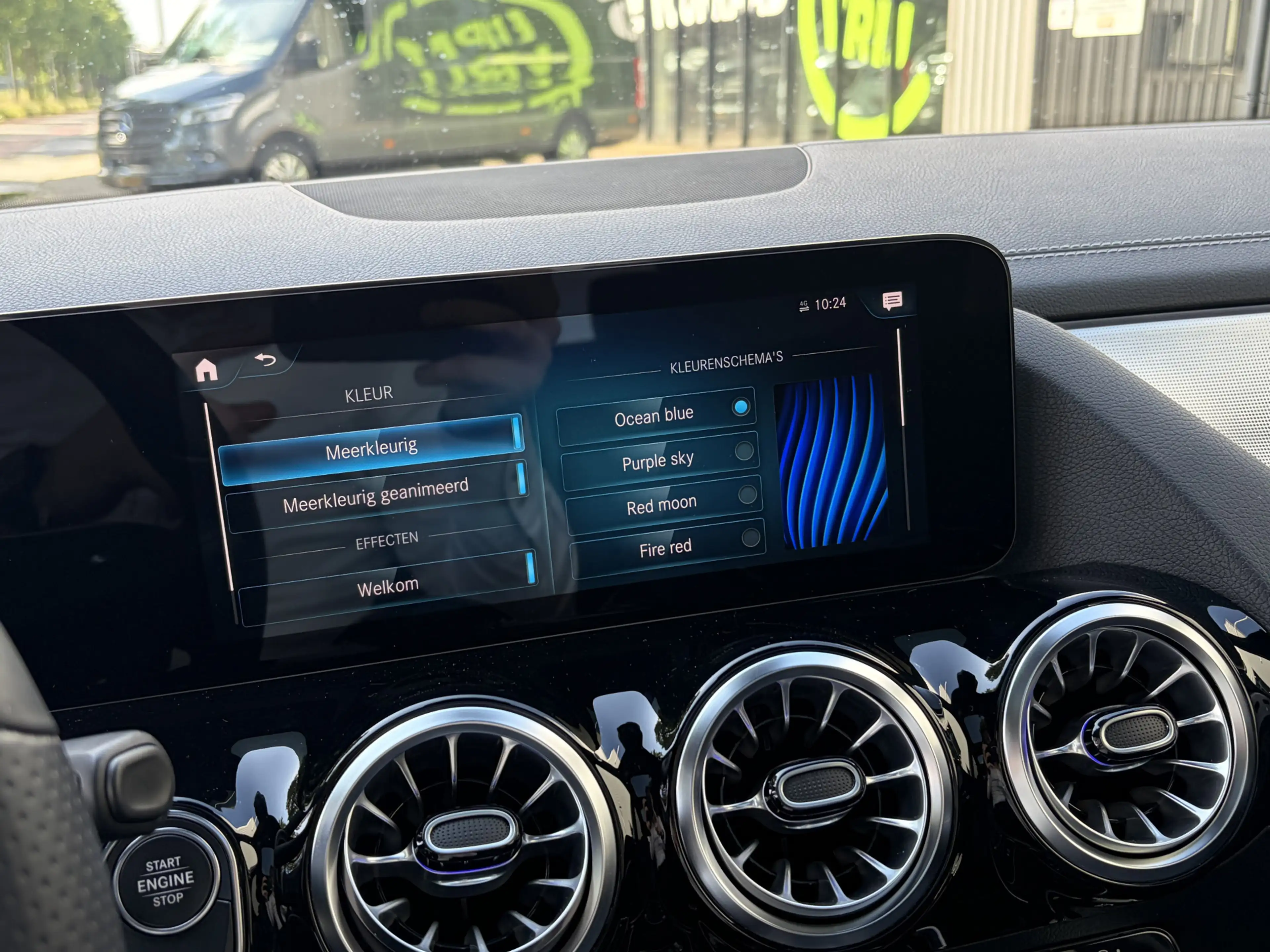 Mercedes-Benz B 250 e Premium AMG Line, Panoramadak, Augmented Reality — photo 30