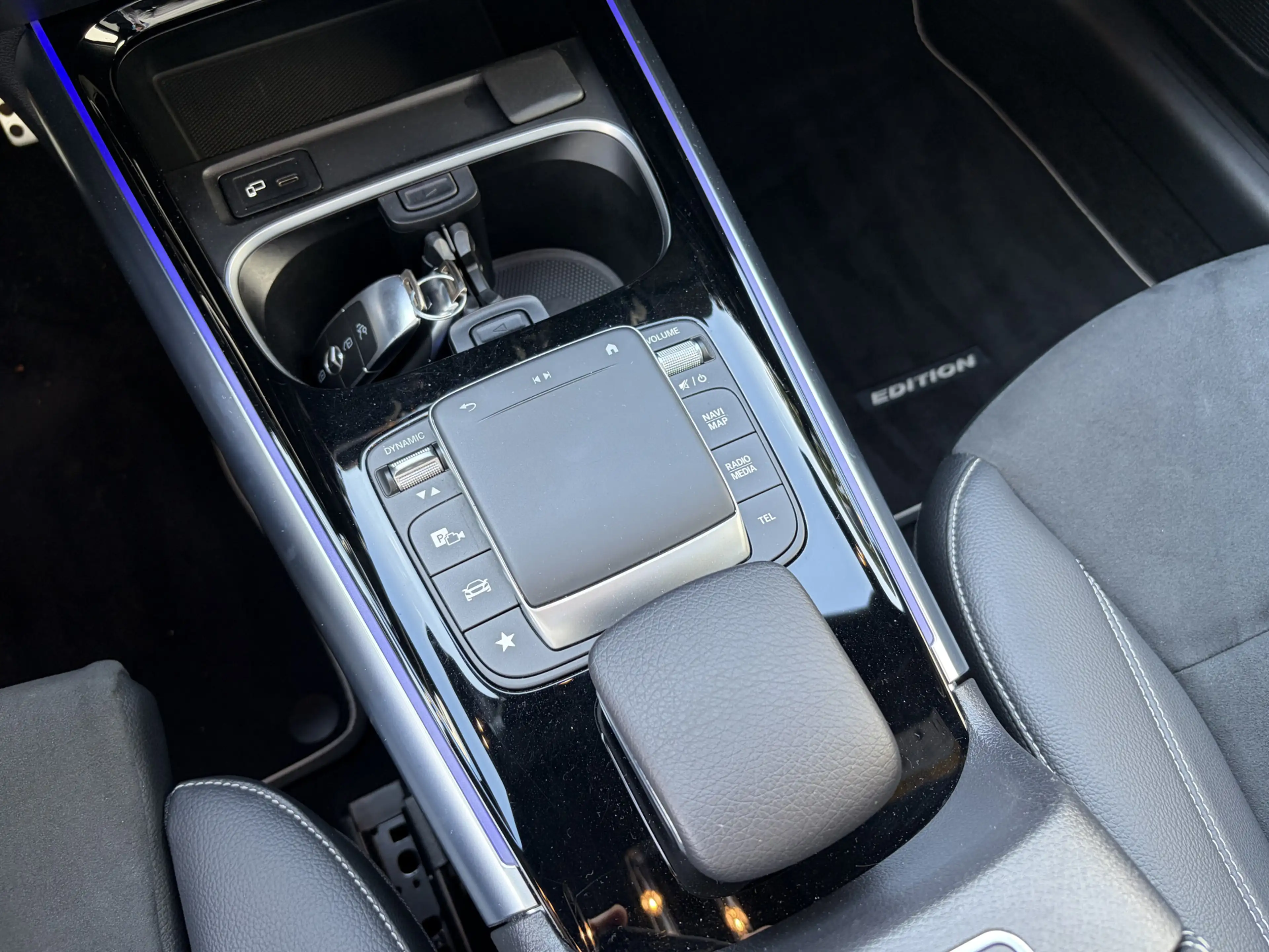Mercedes-Benz B 250 e Premium AMG Line, Panoramadak, Augmented Reality — photo 24