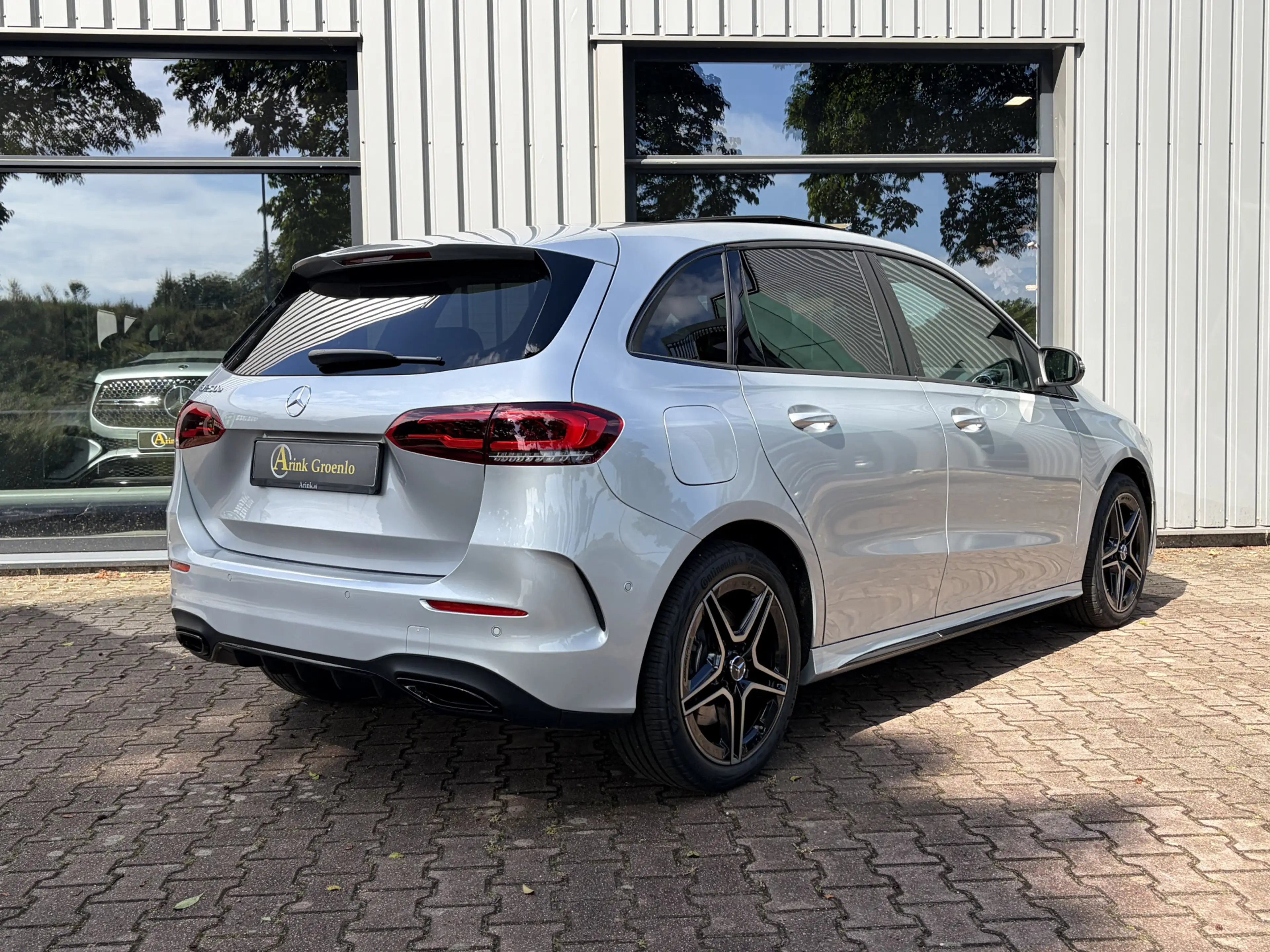 Mercedes-Benz B 250 e Premium AMG Line, Panoramadak, Augmented Reality — photo 6