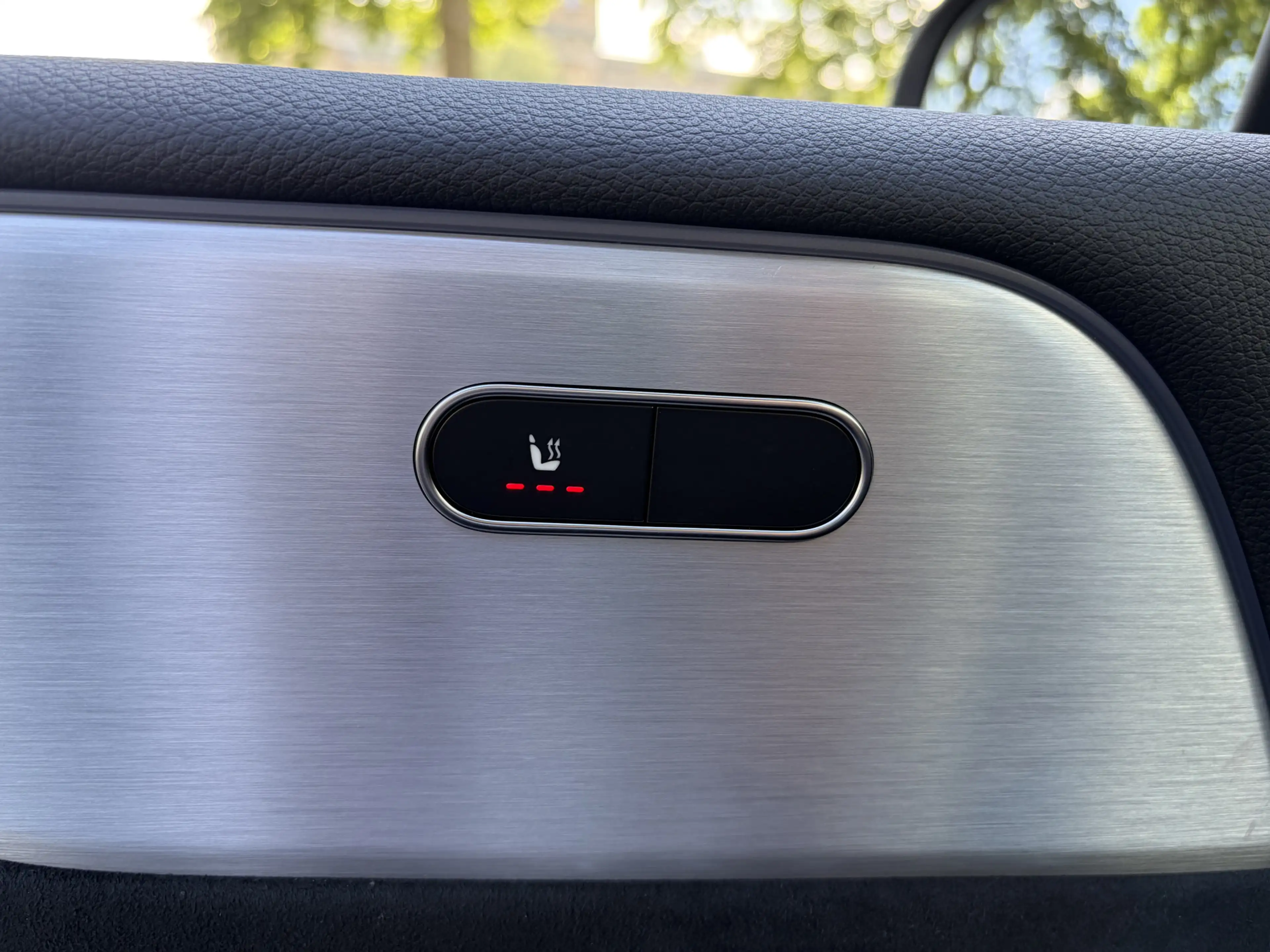 Mercedes-Benz B 250 e Premium AMG Line, Panoramadak, Augmented Reality — photo 23