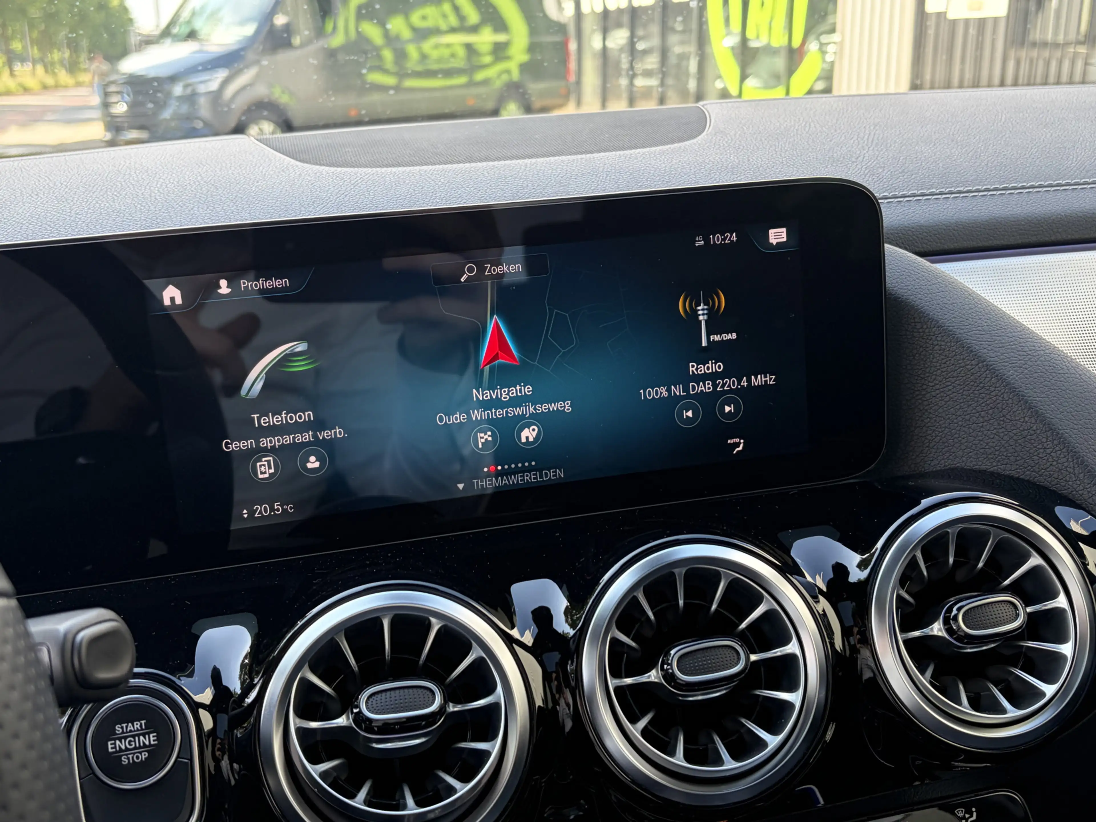 Mercedes-Benz B 250 e Premium AMG Line, Panoramadak, Augmented Reality — photo 27