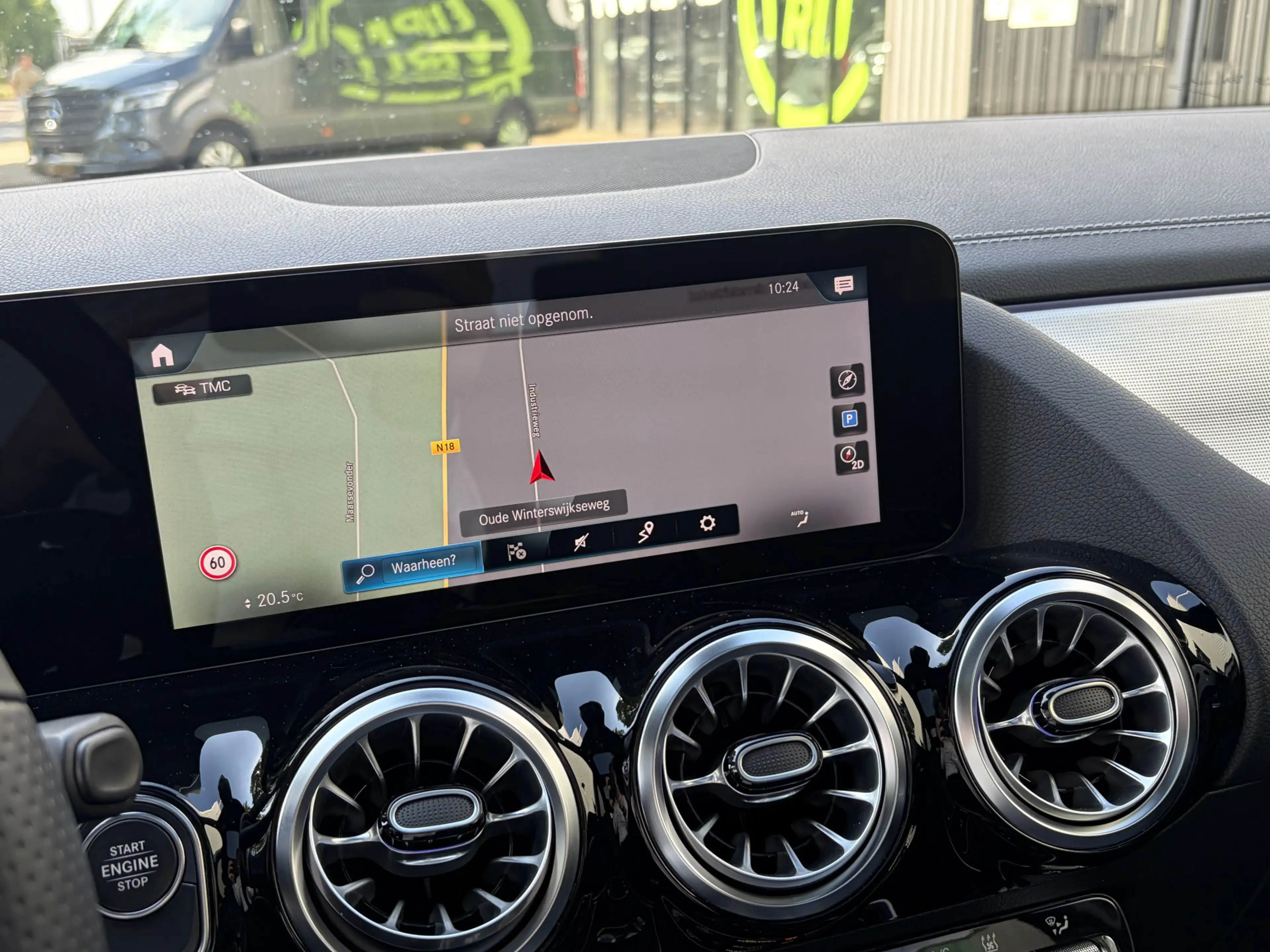 Mercedes-Benz B 250 e Premium AMG Line, Panoramadak, Augmented Reality — photo 28