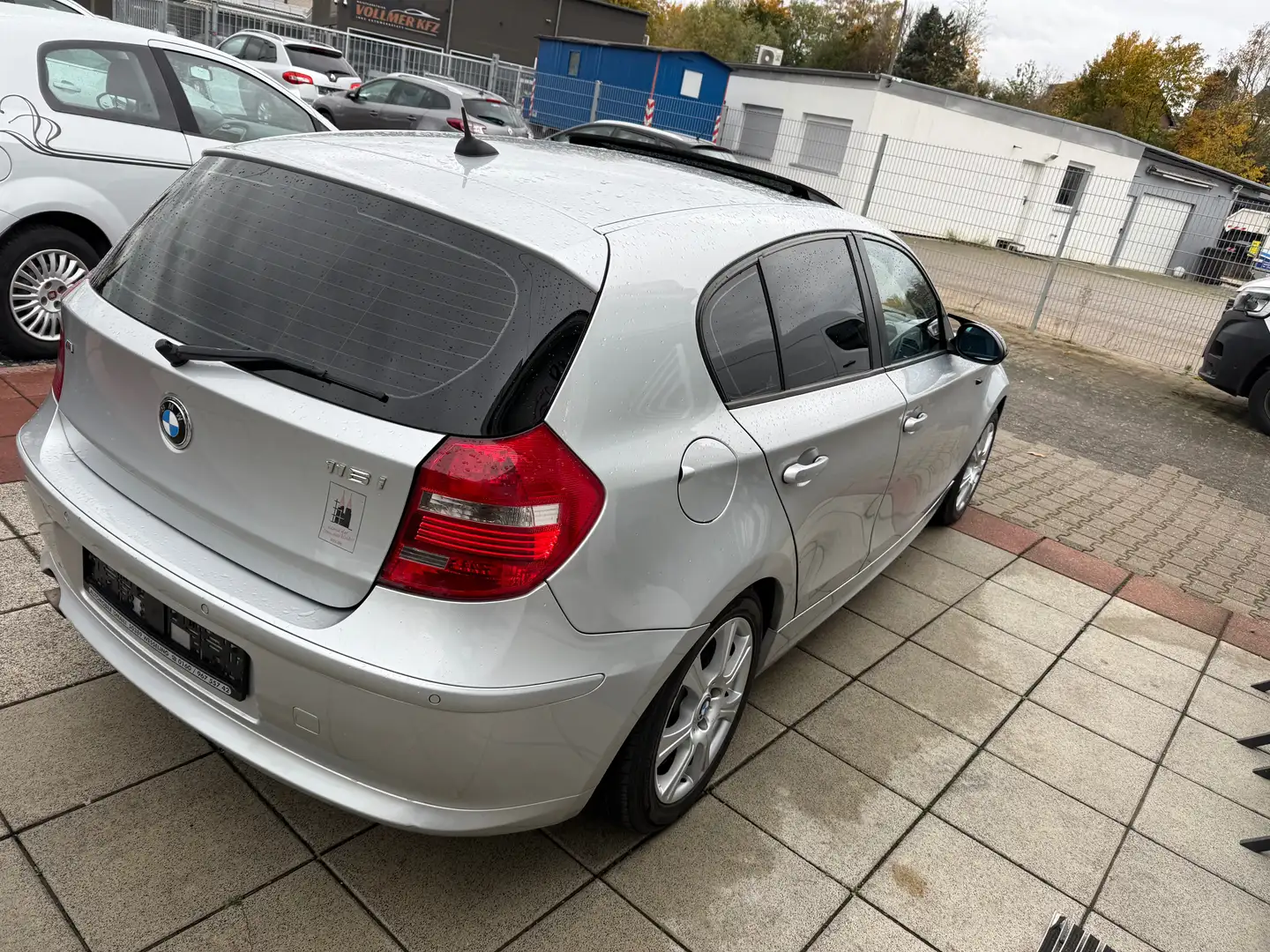 BMW 116 116i Grau - 2