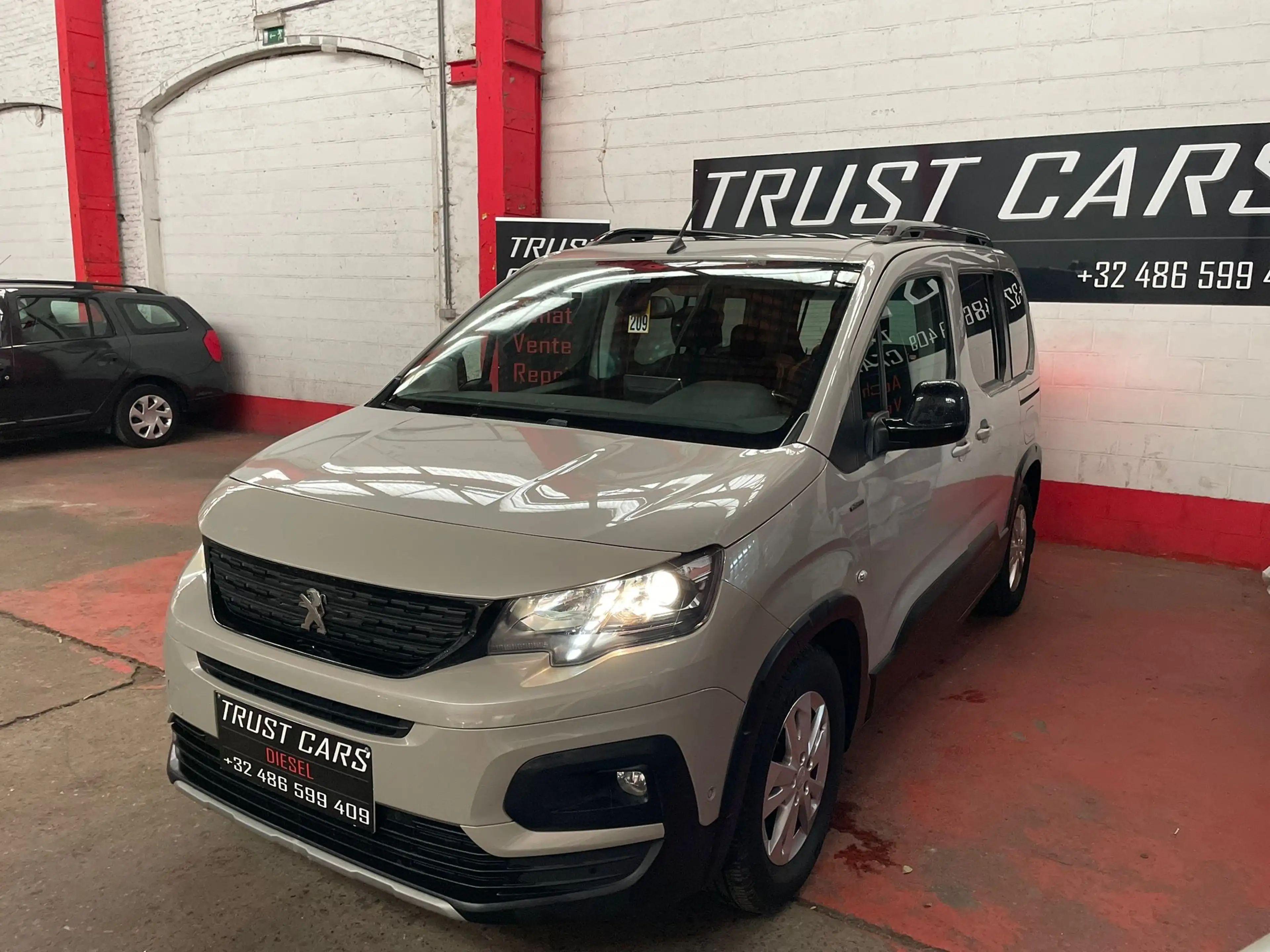 Peugeot Rifter Rifter 1.5 BlueHDi Long GT Line S — photo 3