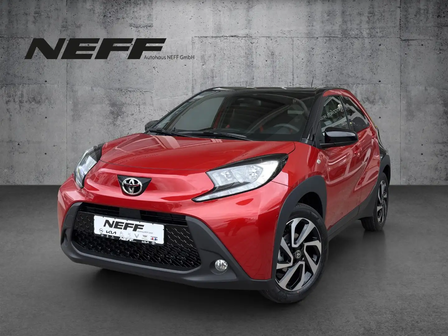 Toyota Aygo X Teamplayer *BLACKWEEK* FLA SpurH KAM ACC Rood - 2