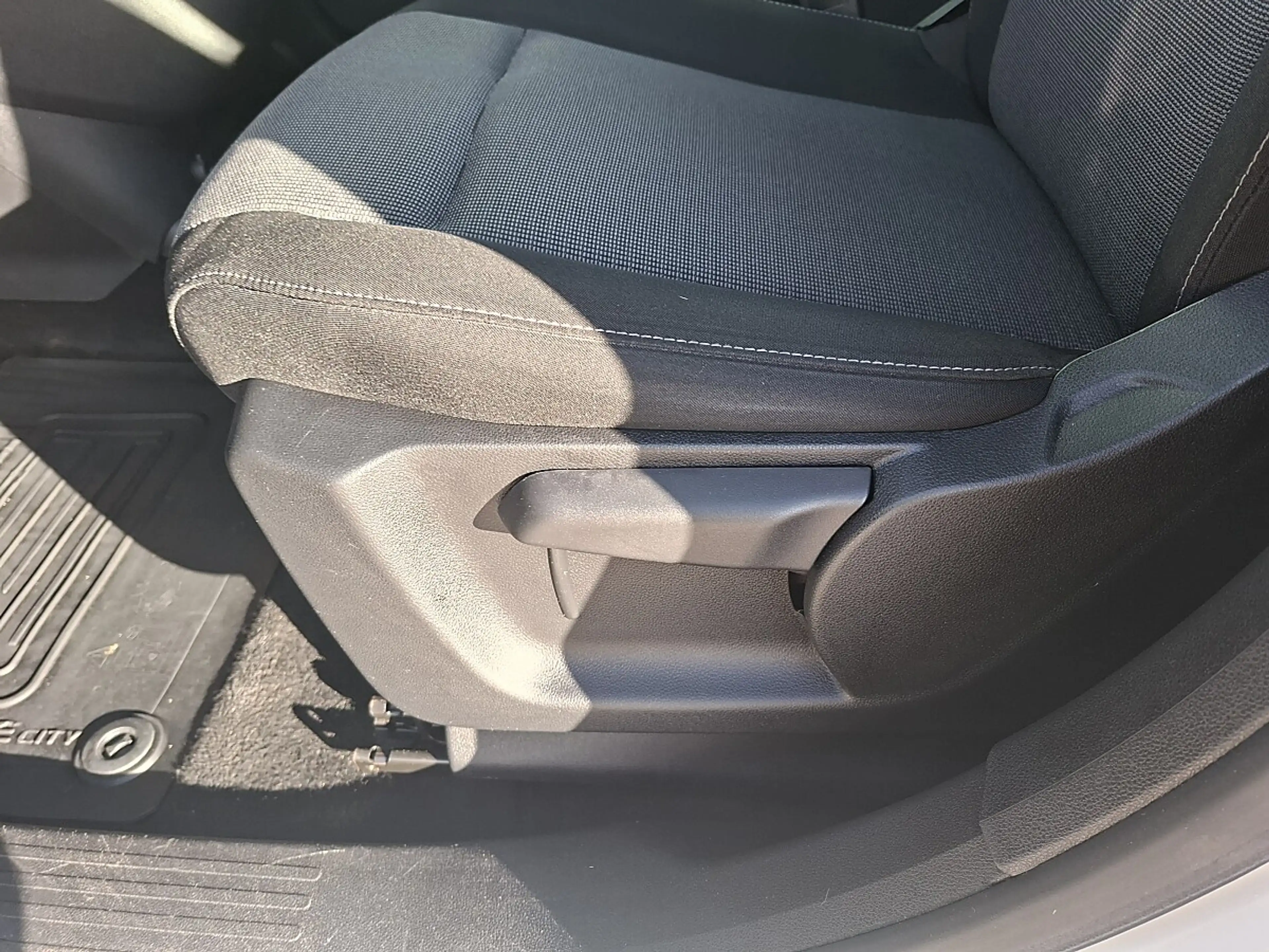 Toyota Proace City Verso L1 1,2 110 Shuttle, Anhängevorrichtung — photo 9