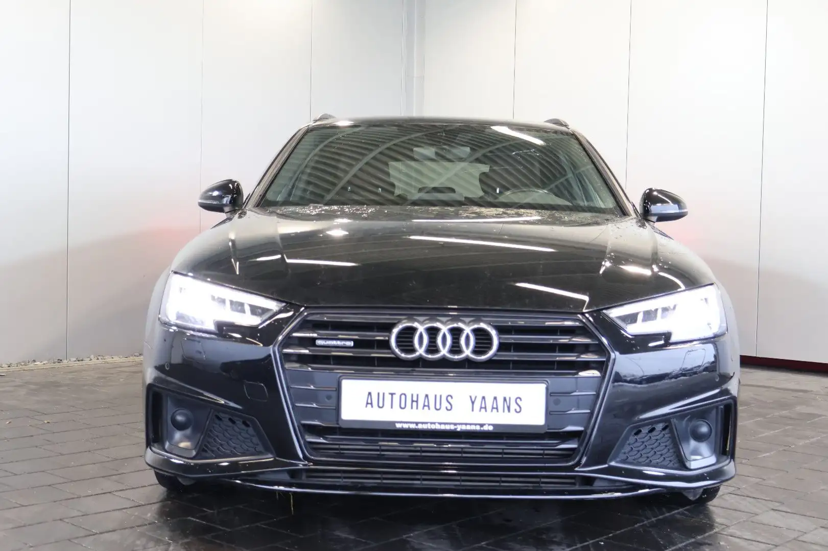 Audi A4 50 TDI qu. S-Line B&O+VIRTUAL+ACC+MATRIX+MEM Noir - 2