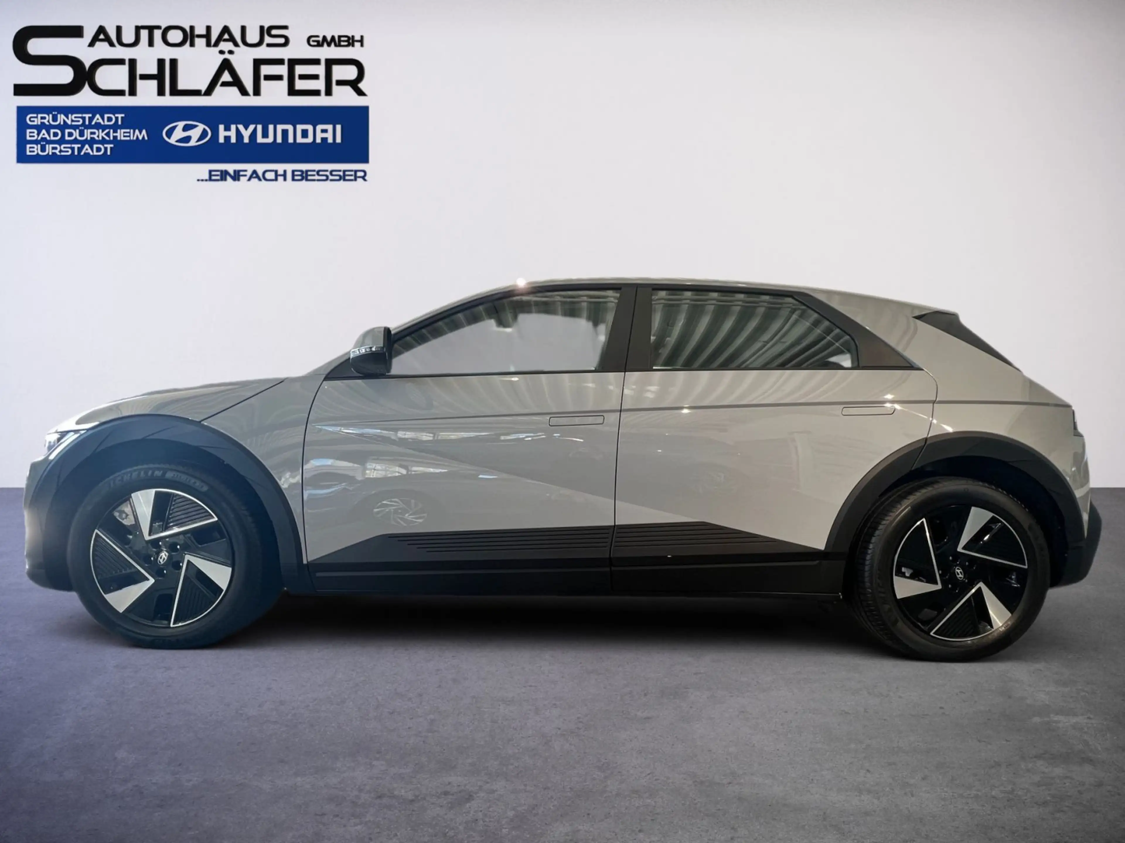 Hyundai IONIQ 5 Elektro 63 kWh Wärmepumpe Navi LED — photo 7