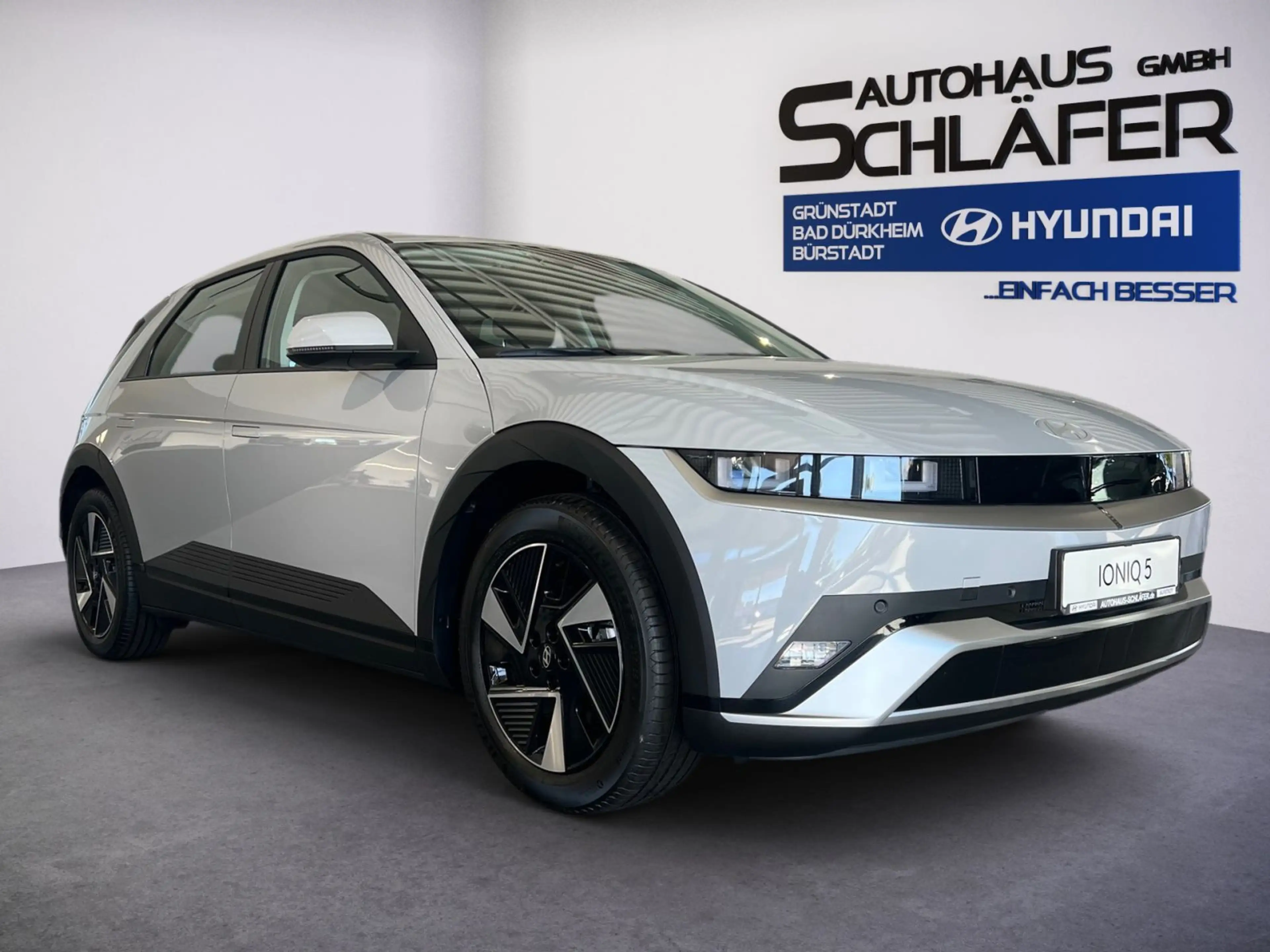 Hyundai IONIQ 5 Elektro 63 kWh Wärmepumpe Navi LED — photo 2