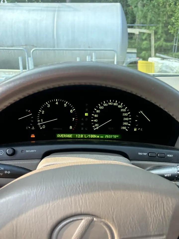 Lexus LS 400 Aut., foto 7
