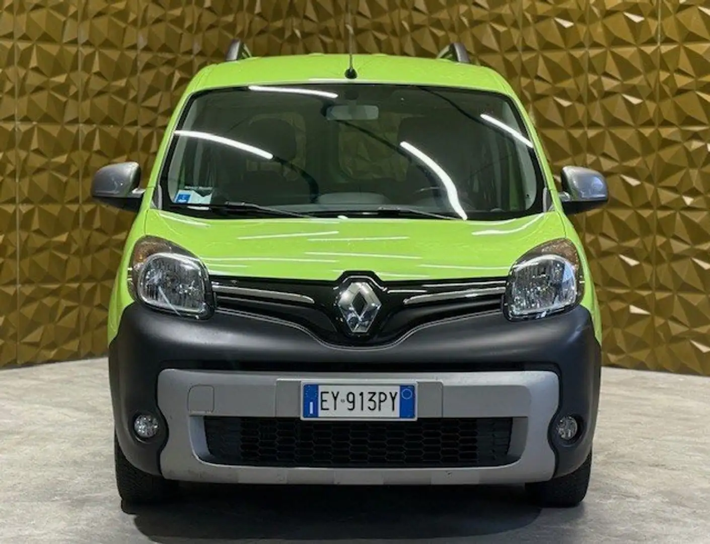 Renault Kangoo 1.5 dci Extrem N1 S&S Zelená - 1