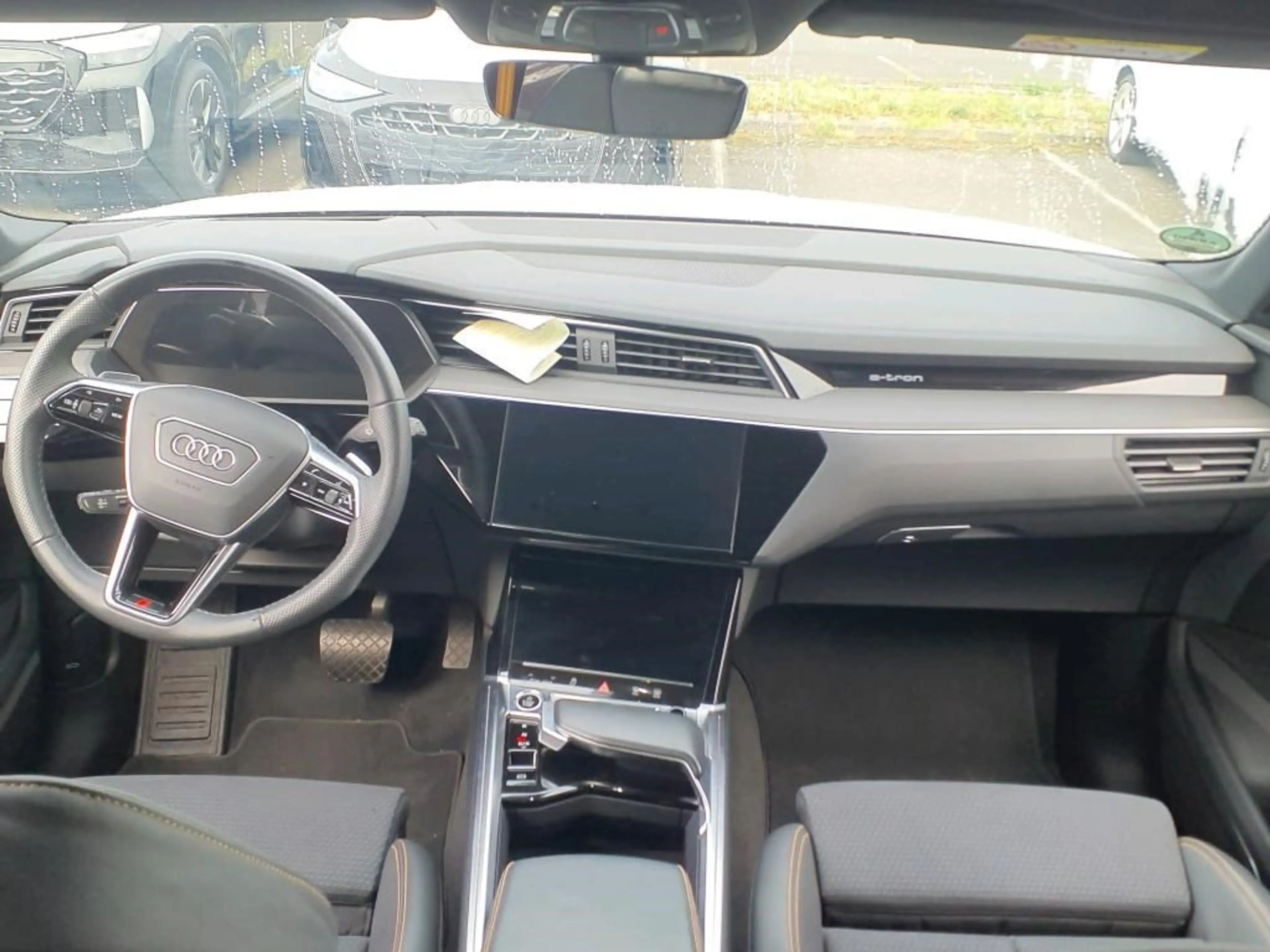 Audi e-tron 55 quattro S-line black edition AHK/KAMERA — photo 7
