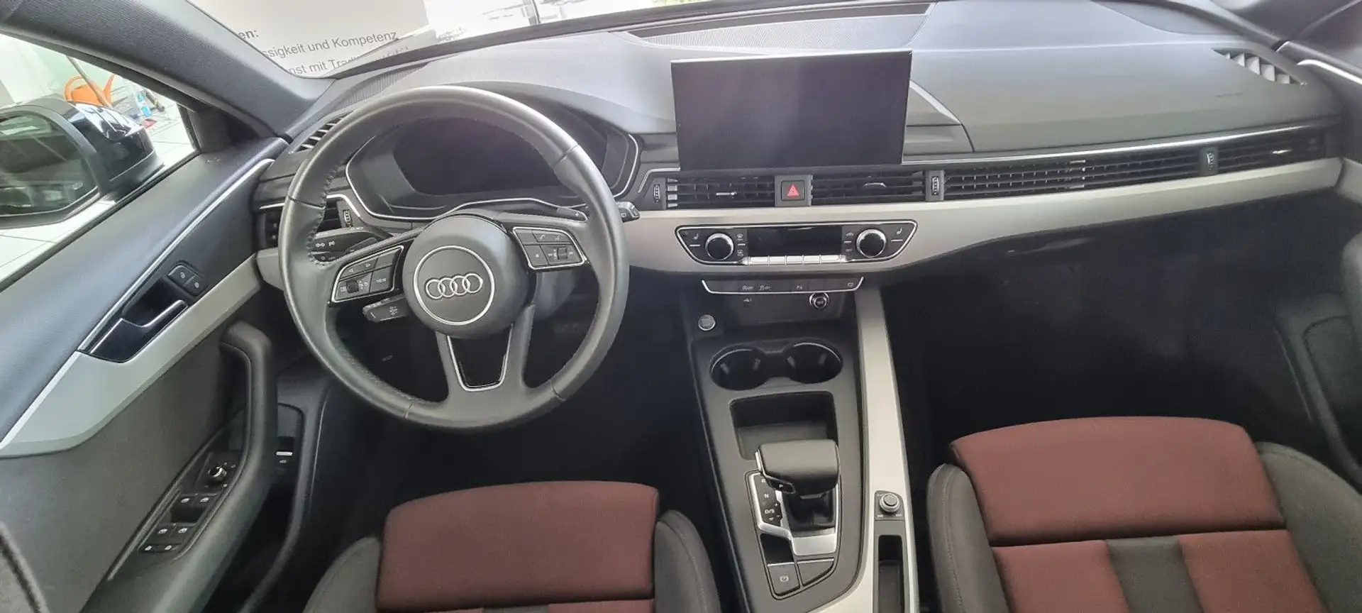 Audi A4 Avant 35 TFSI Virtual LED AHK Radio DAB Zwart - 2