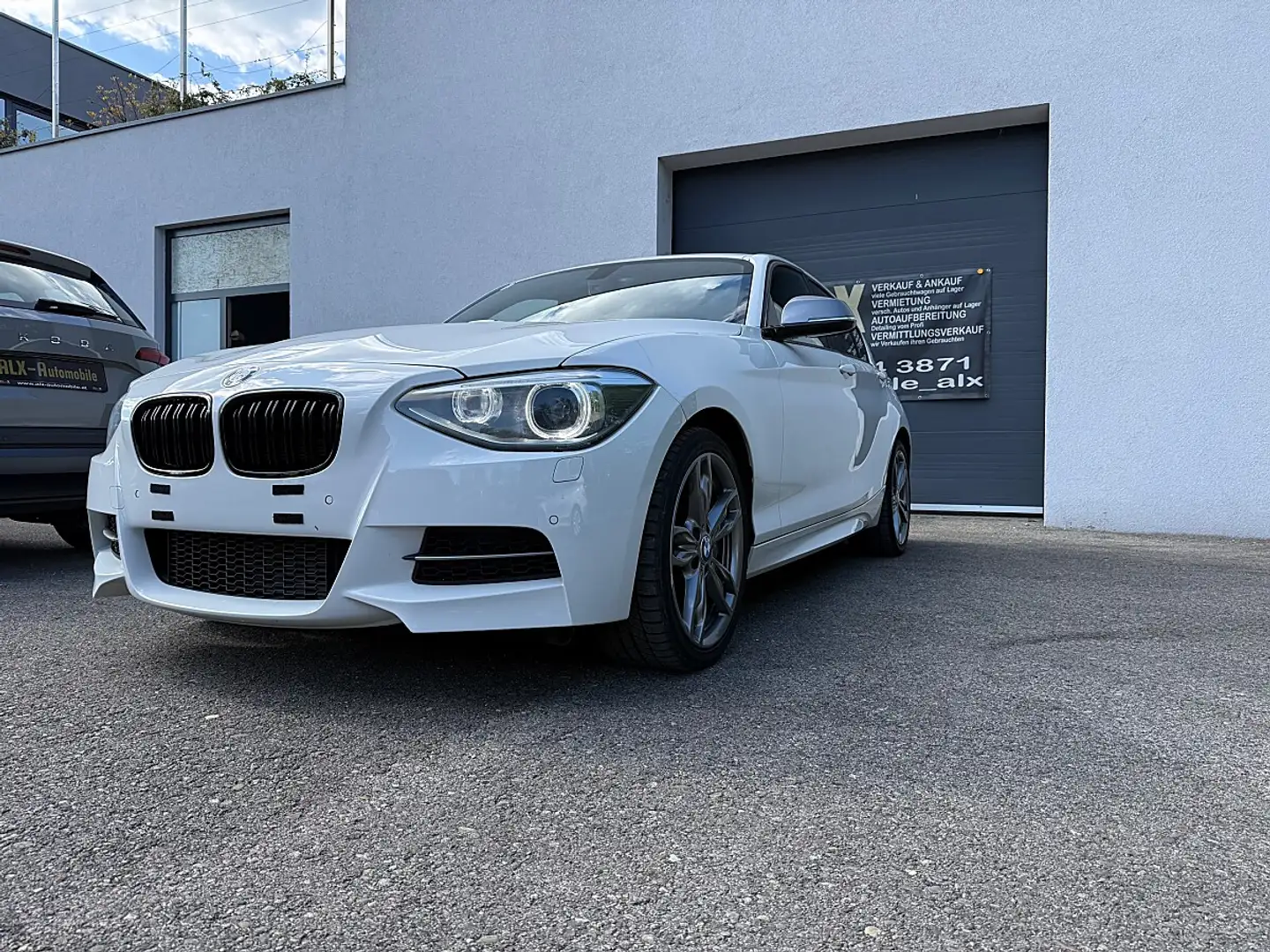 BMW 135 M135i xDrive Aut. Weiß - 2