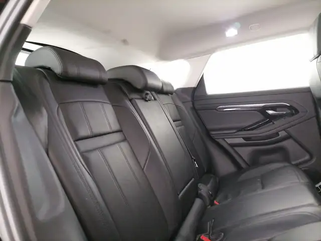 Land Rover Range Rover Evoque view 4